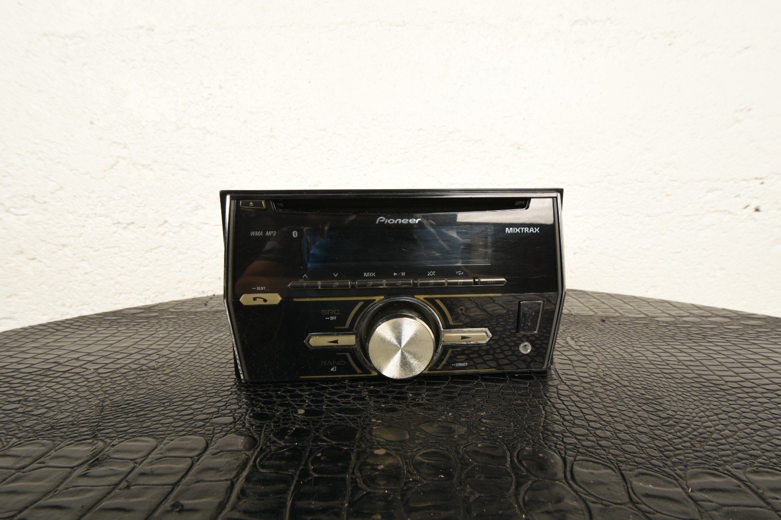 Pioneer Mixtrax FH-X700BT MP3/USB/CD Player In Dash Receiver Car Stereo