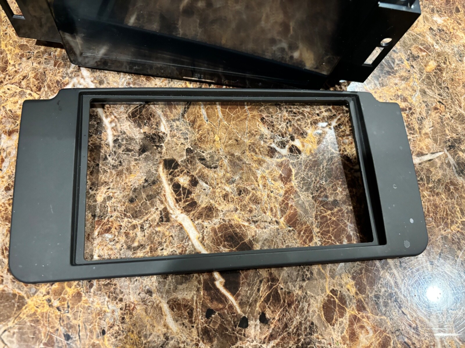 Alpine iLX-W650 7 inch Mechless In-Dash Receiver