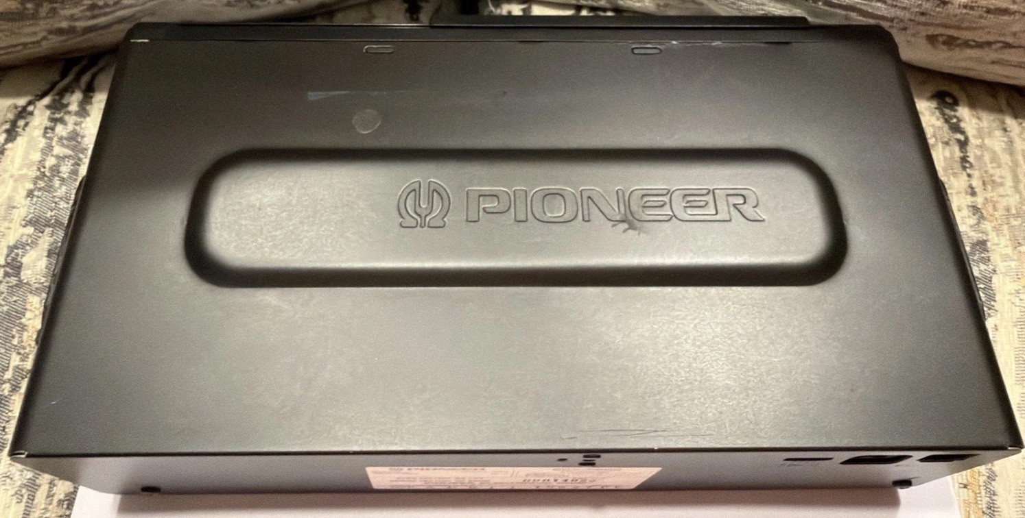 Pioneer Six Disc Multiplayer CDX-P600 Vintage 1994 Car Audio