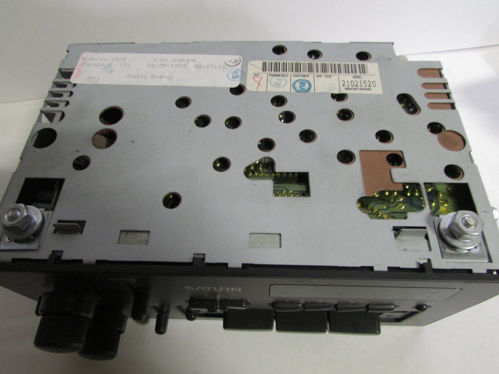 GM DELCO SATURN OEM In-Dash AM/FM Radio Cassette Player # 21021520 VTG UNTESTED