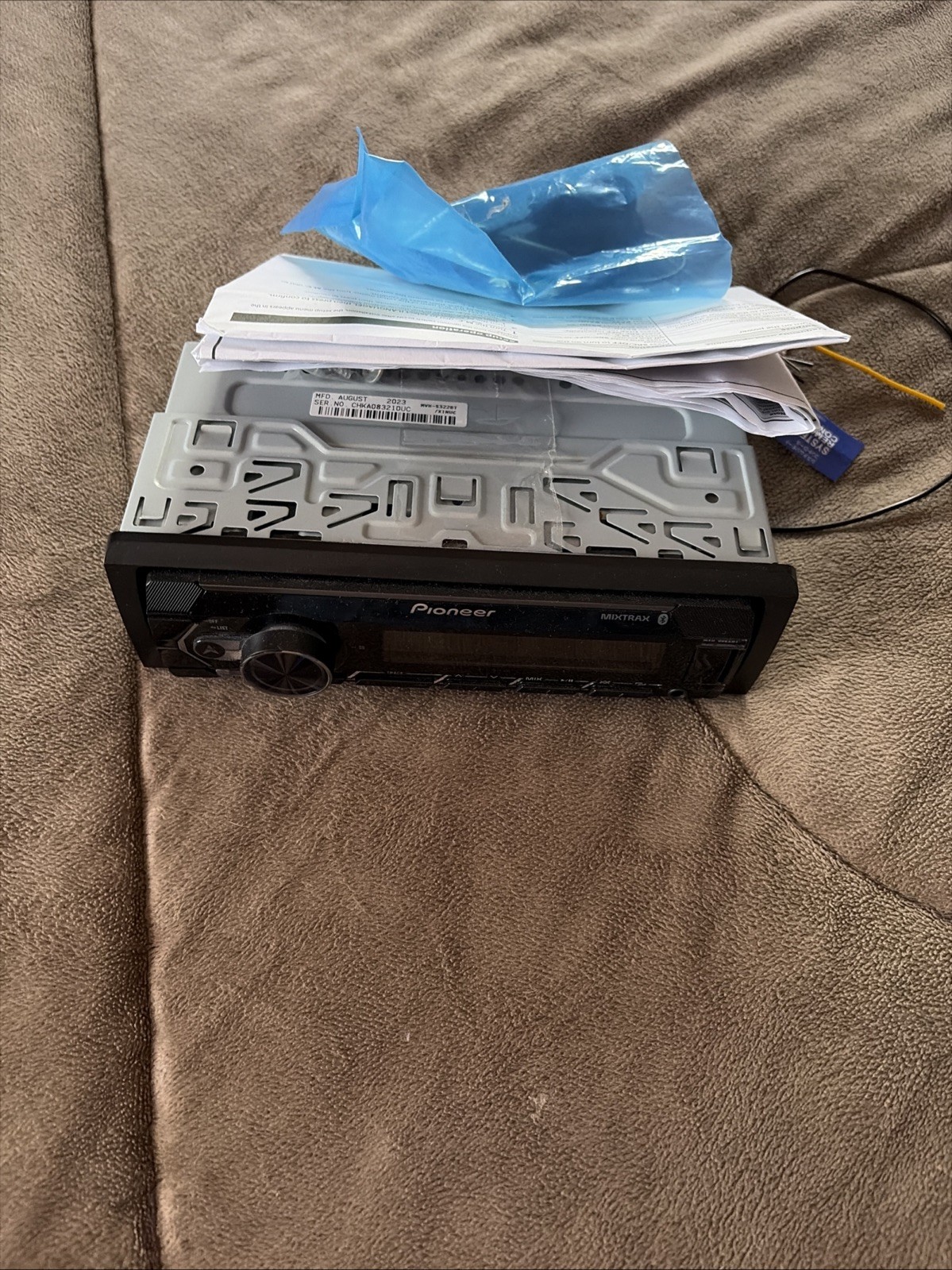 Pioneer DEH-S4200BT Single 1 DIN CD MP3 Player Bluetooth MIXTRAX USB AUX