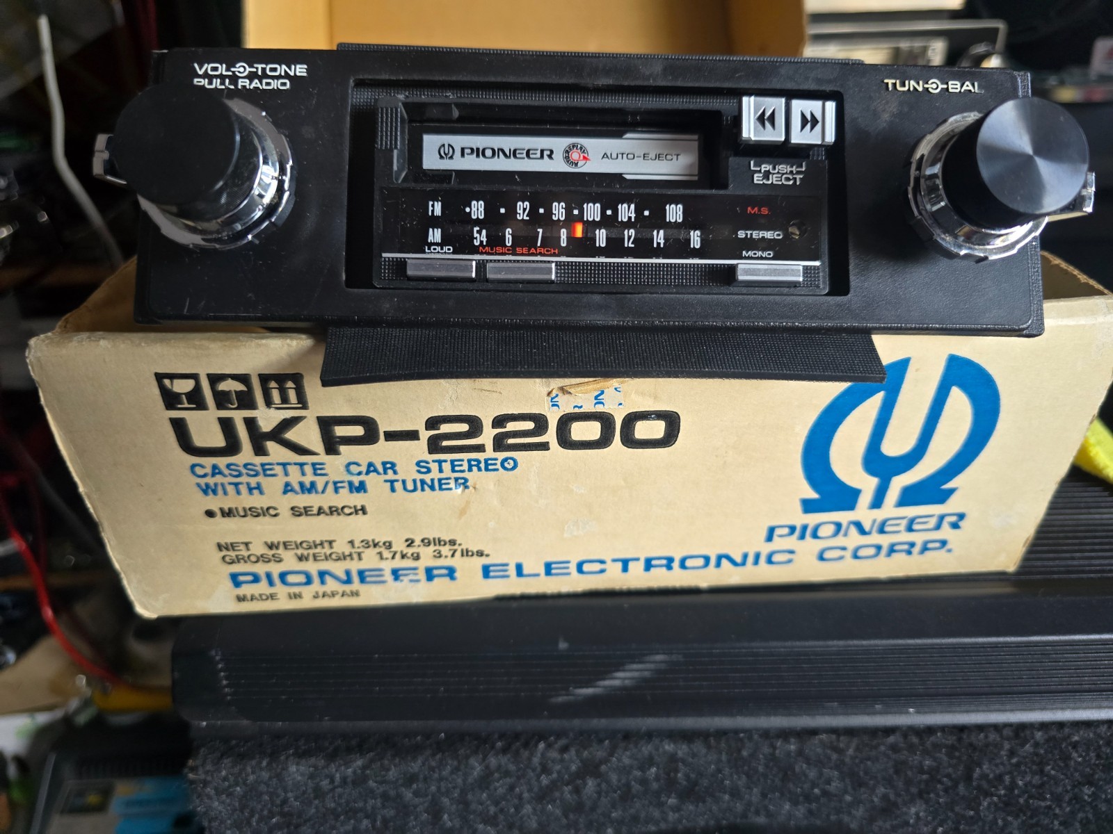 Vintage RADIO PIONEER UKP-2200 almost Brand New 1982 Radio and Bluetooth