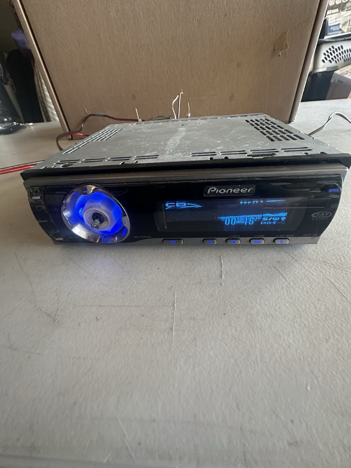 PIONEER DEH-P5900IB Old School CD Player Graphics! Lot Of Two, No Knobs