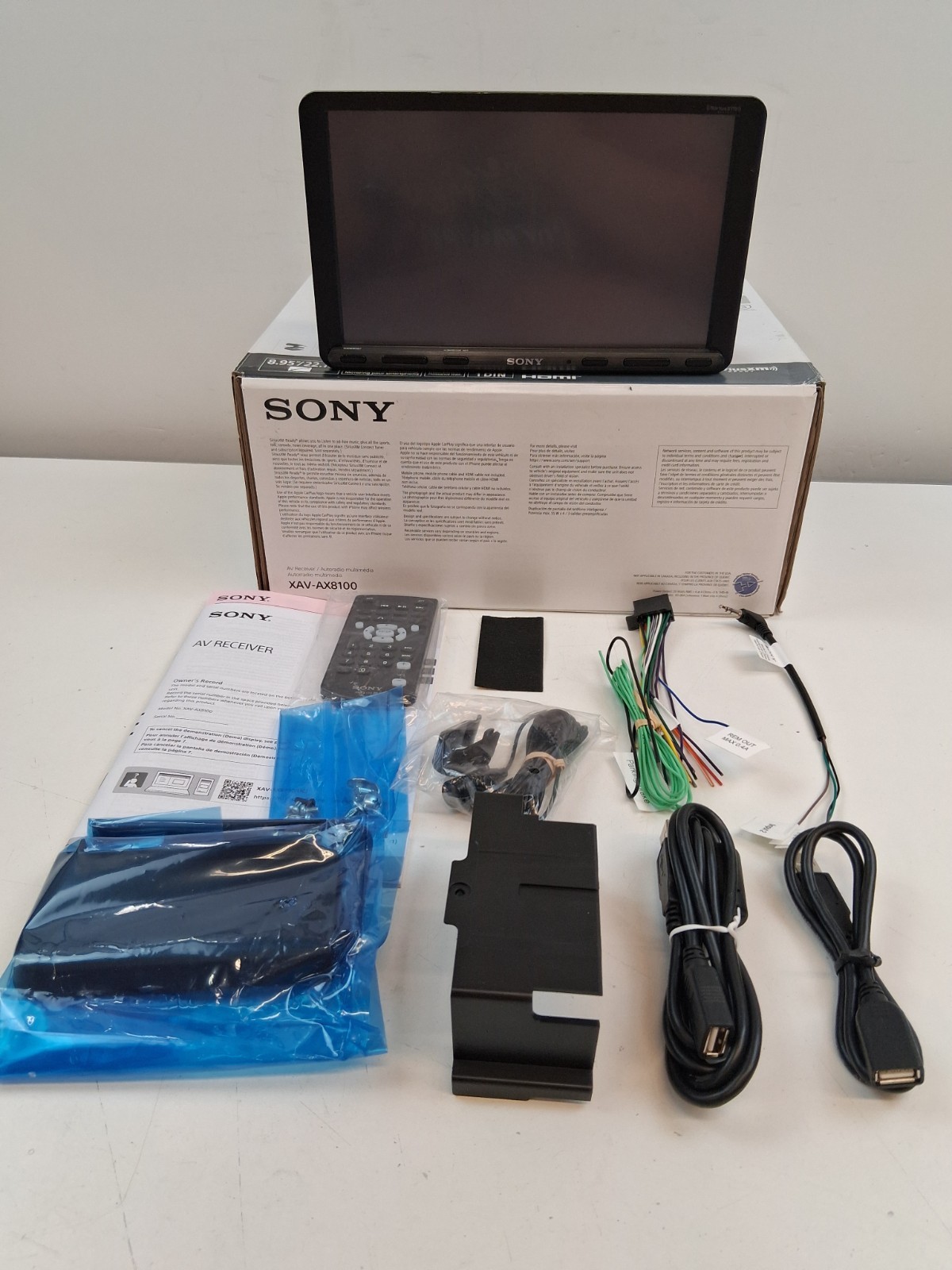 Sony XAV-AX8100 8.95″ Touchscreen Receiver CarPlay/Android Auto, HDMI, BT, & XM
