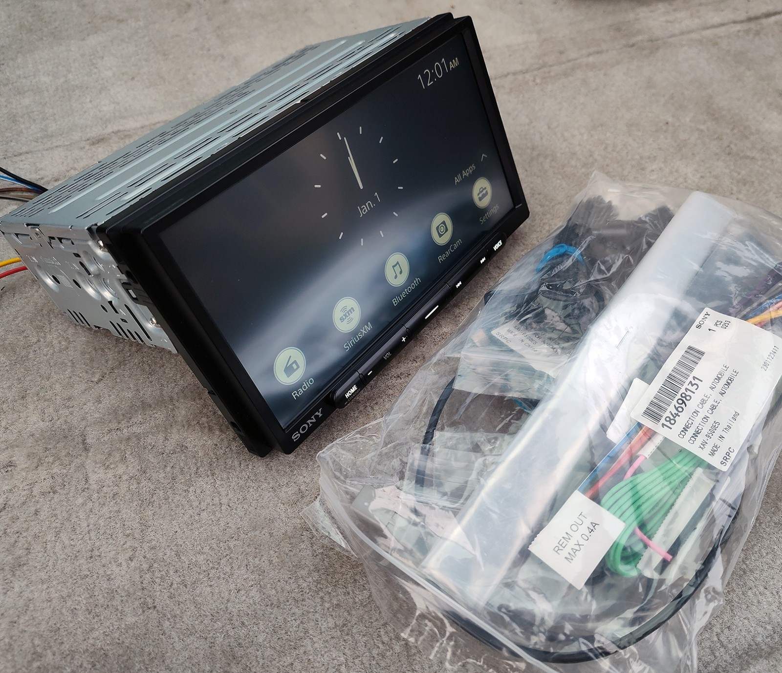 Sony XAV-AX4000 Wireless 7″ Digital Multimedia Receiver
