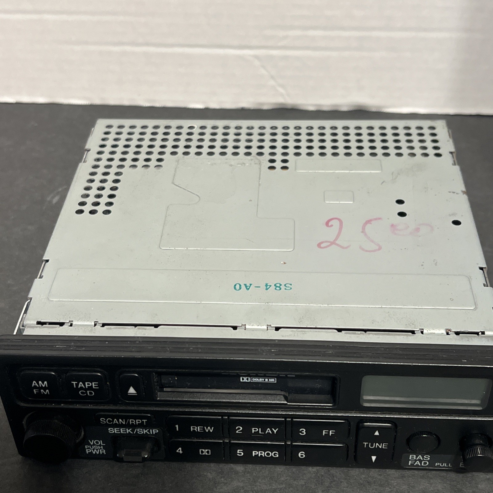 1998-2002 Honda Accord OEM AM FM Cassette Radio 39100-S84-A020-M1 Untested.