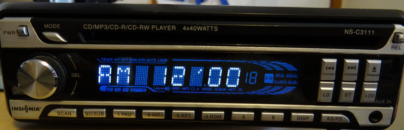 Insignia NS-C3111 CD-R/RW/MP3 In Dash Receiver 40Wx4 *~*Parts Only*~*