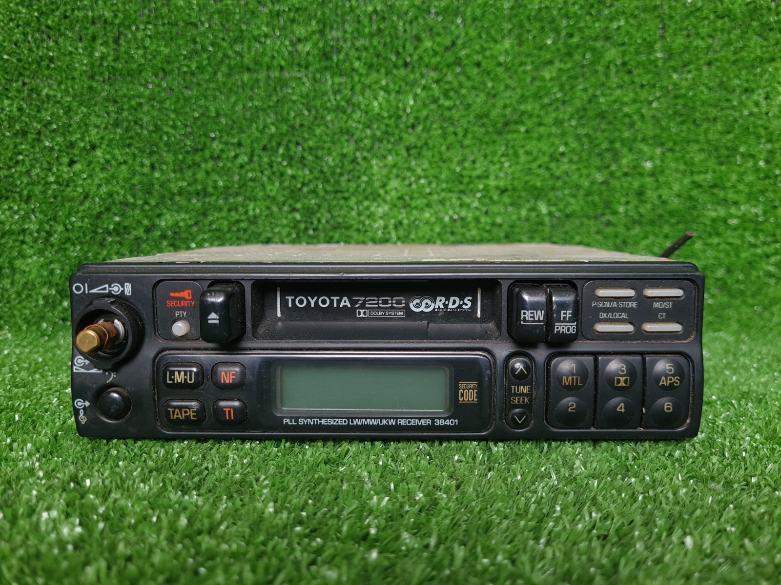 Toyota 0860000839 08600-00839 Ce2770 Ce-2770 Original Car Radio