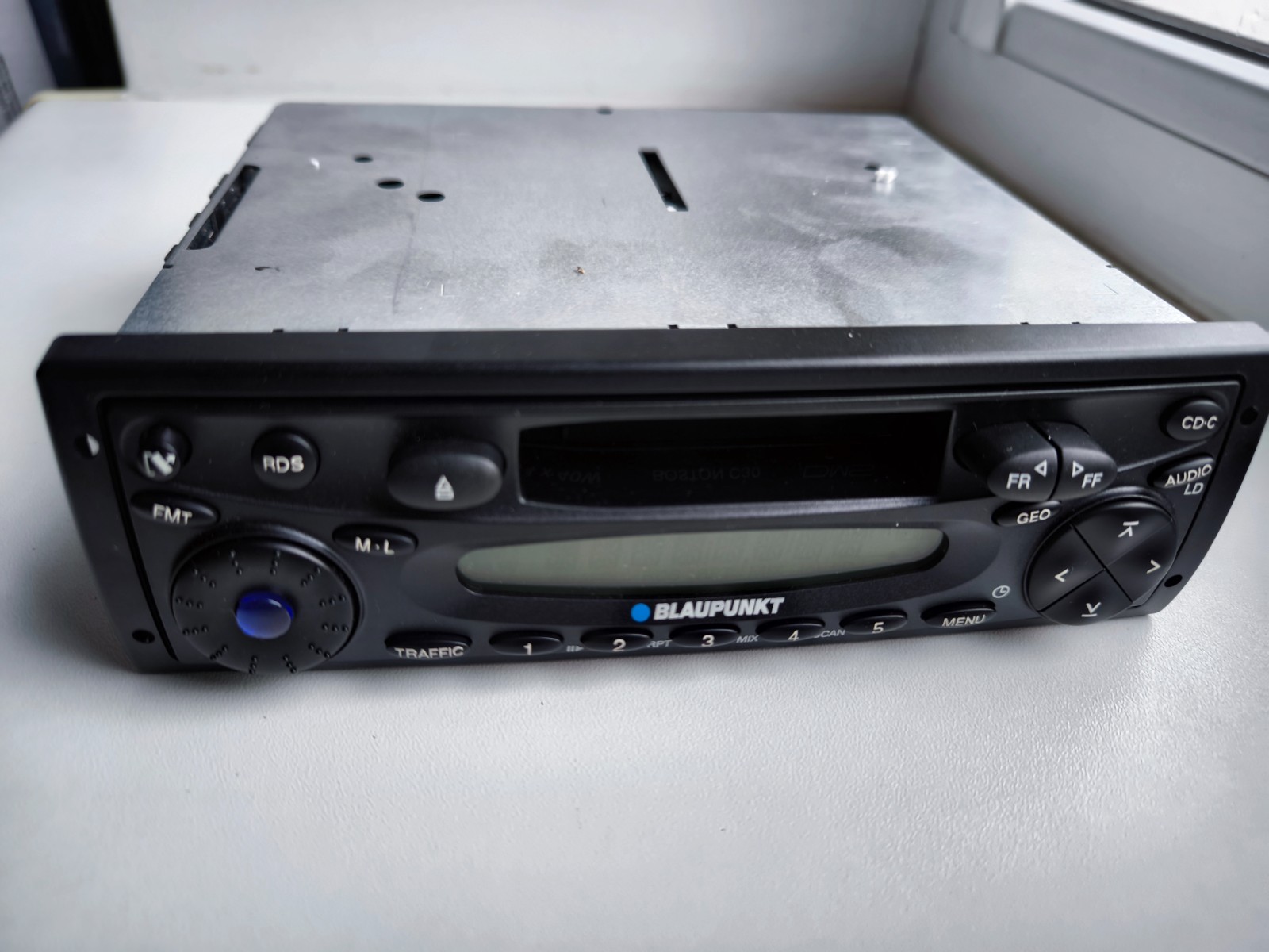 NEW Blaupunkt Boston C30 7640125510 7 640 125 510 Original Car Radio 4x40w + box