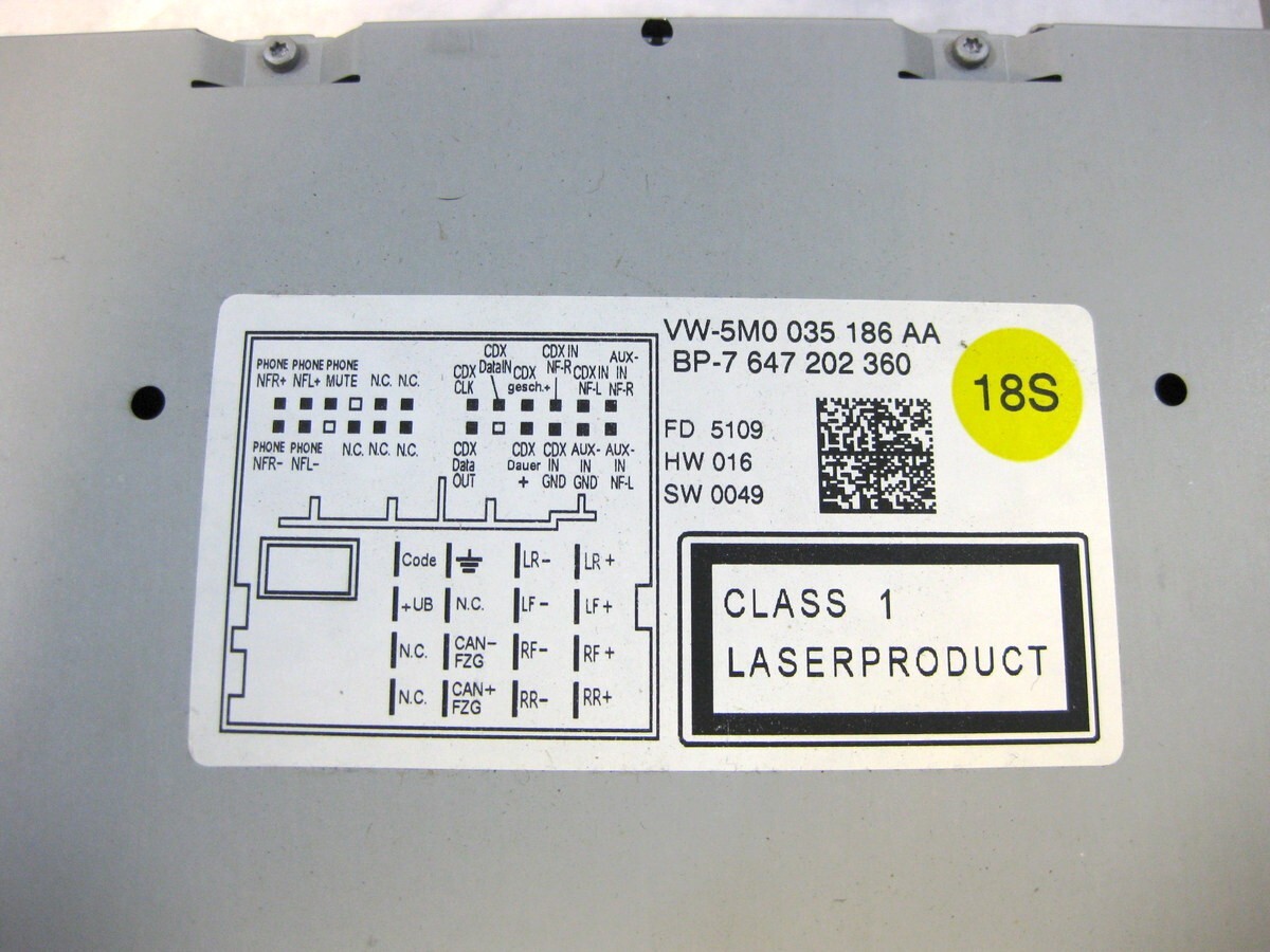 Volkswagen VW Tiguan Radio CD LOW EU G+ BVX 5M0035186AA Original