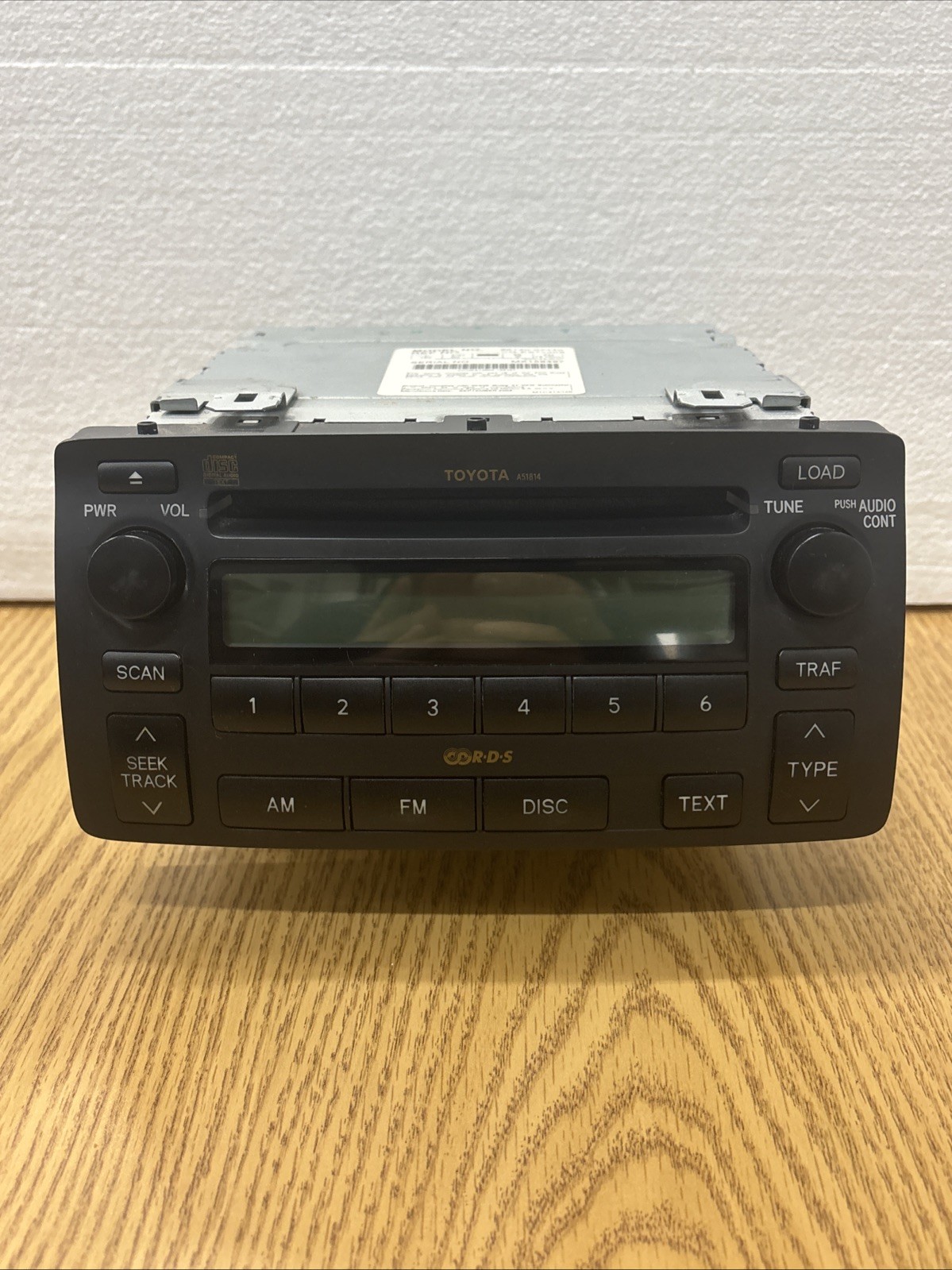 Toyota AM FM Radio CD Player 86120-02440 OEM ***Untested