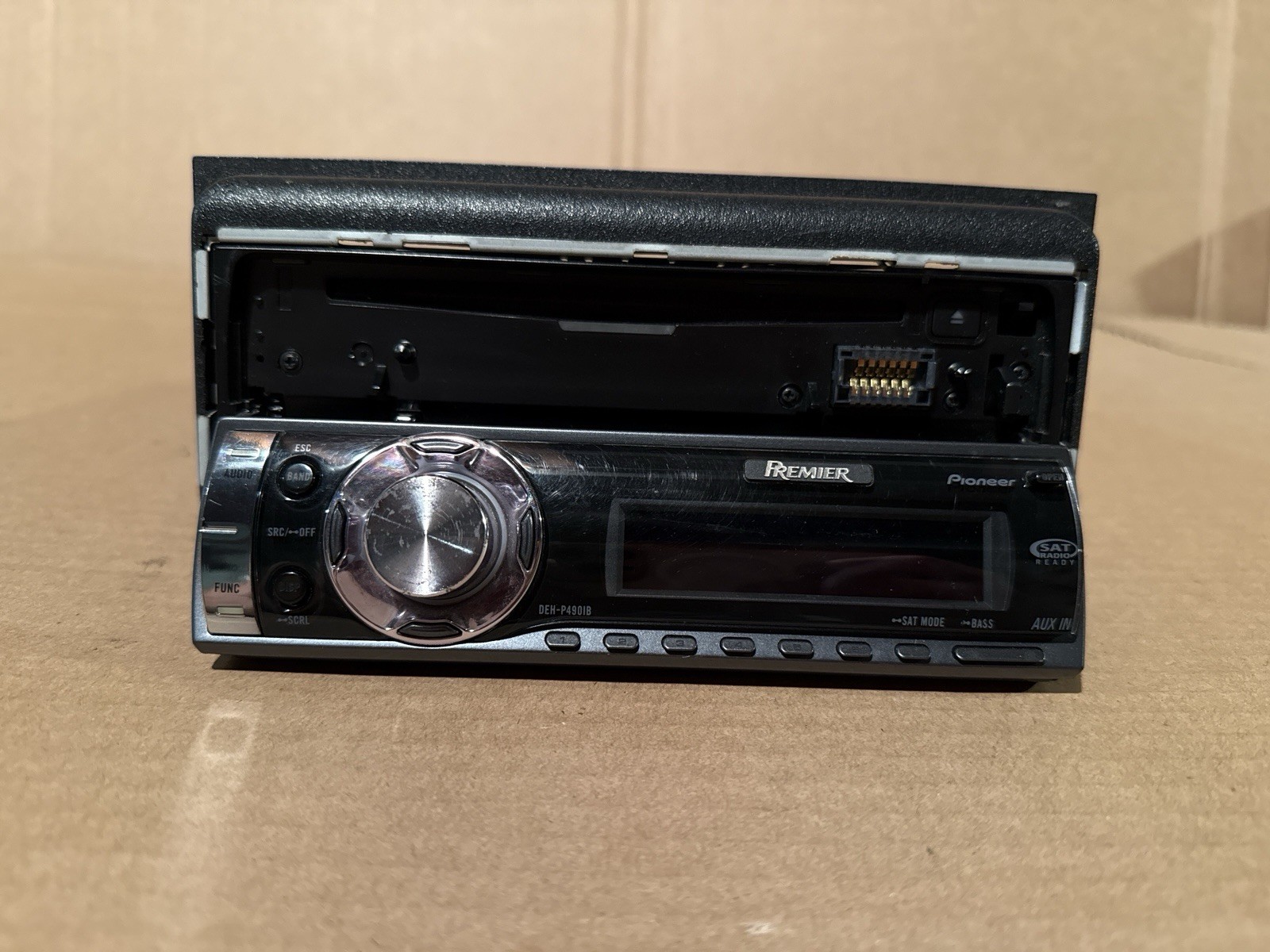 Pioneer DEH-P490IB Premier Bluetooth Car Stereo