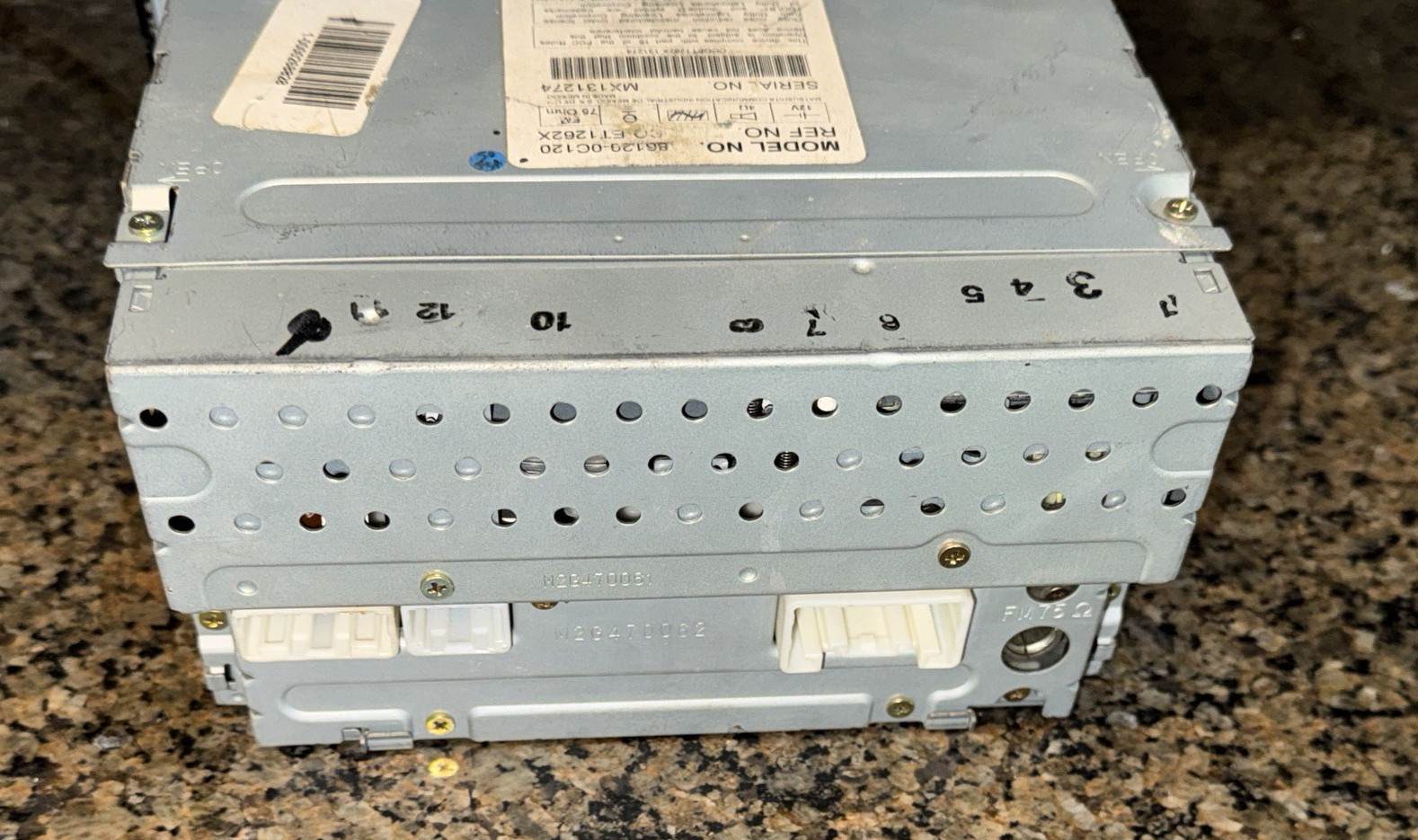 Toyota Factory Radio, Model 86120-OC120 Untested