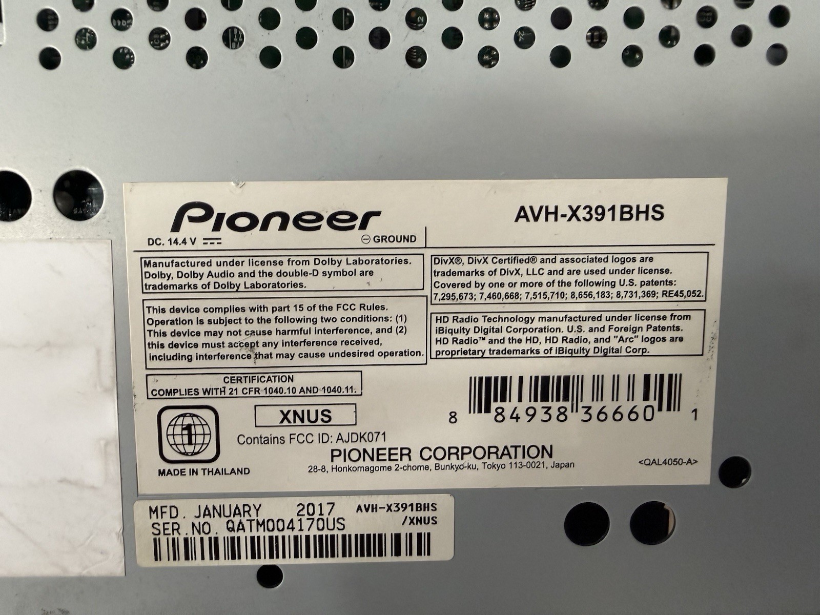 Pioneer AVH-X391BHS In Dash DVD/CD player Not Tested No Harness