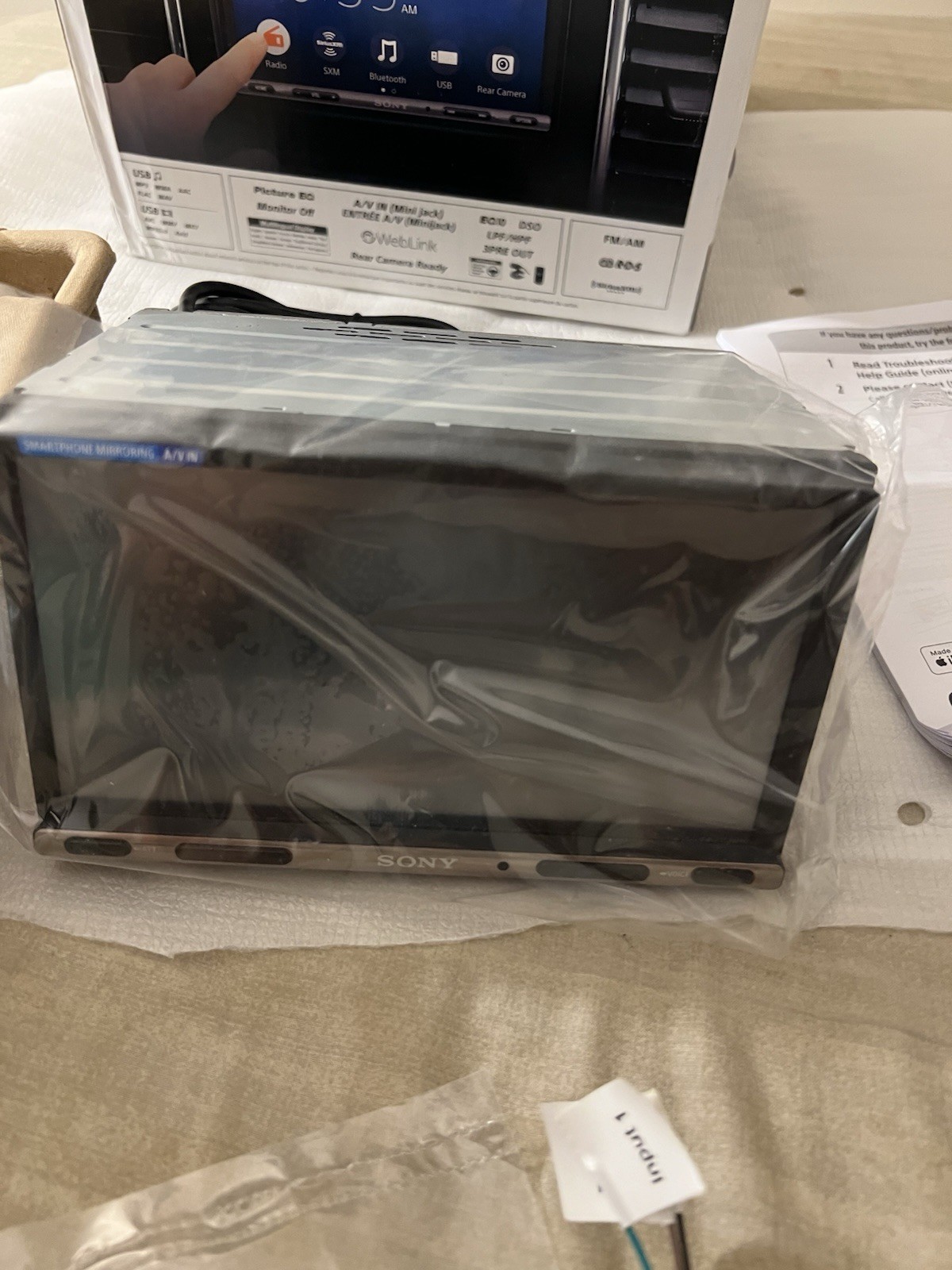 Sony XAV-AX3200 AV Multi Media Receiver FOR PARTS OR REPAIR Untested