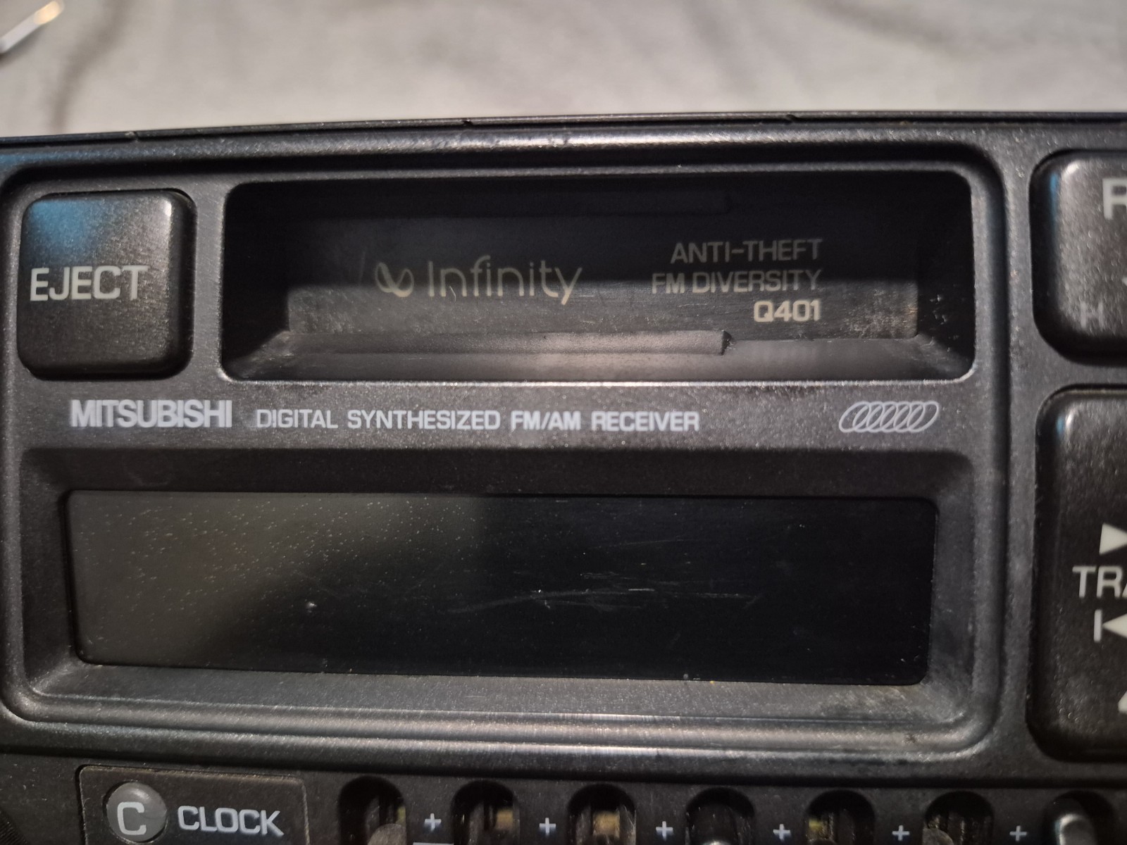 93-96 Mitsubishi 3000gt / Dodge Stealth – Cassette Player OEM MR141228 INFINITY