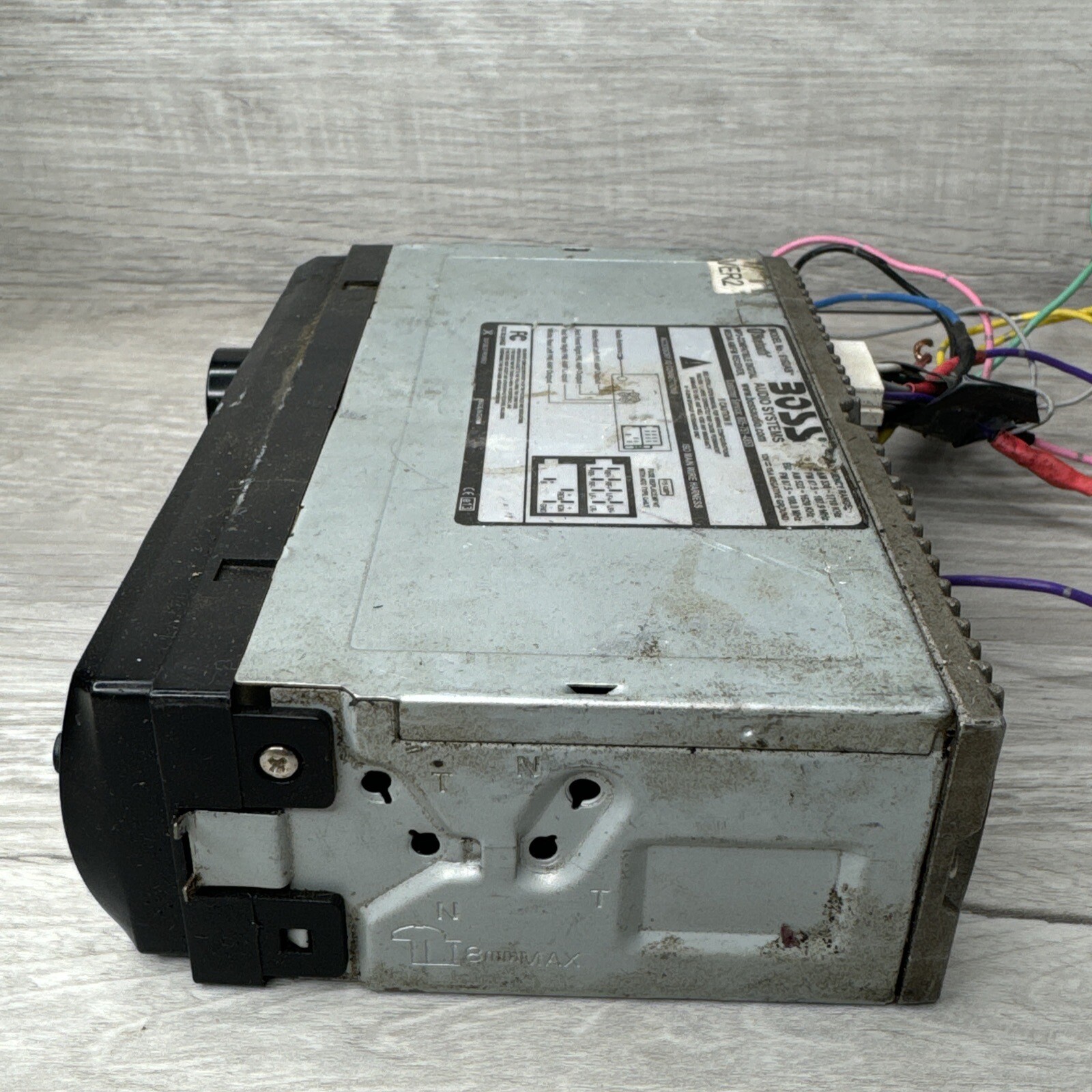 BOSS Audio Systems 616UAB Receiver (For Parts or Repair)