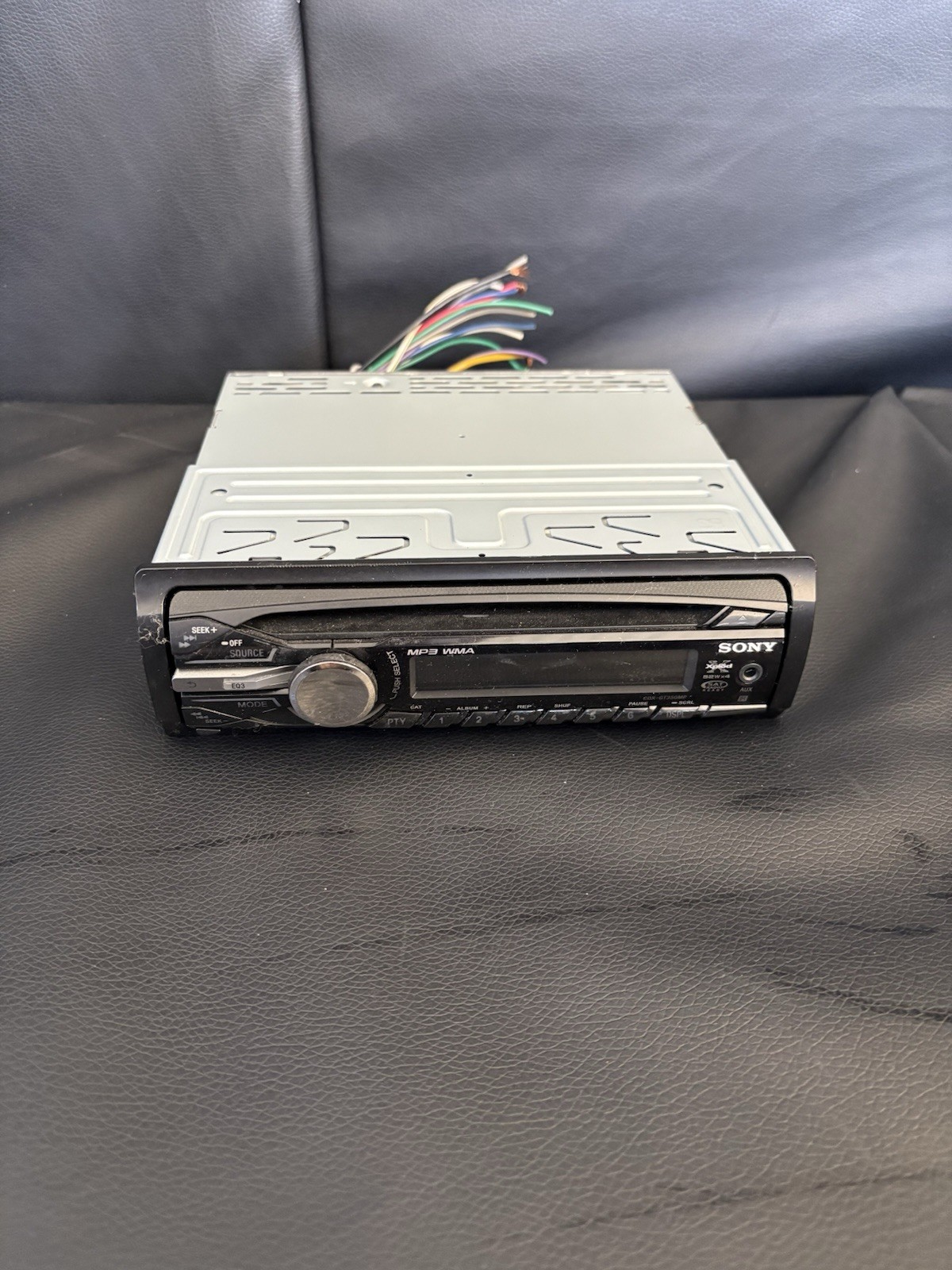 Sony CDX-GT340 Car CD Disc Player FM/AM Single Din Stereo UNTESTED