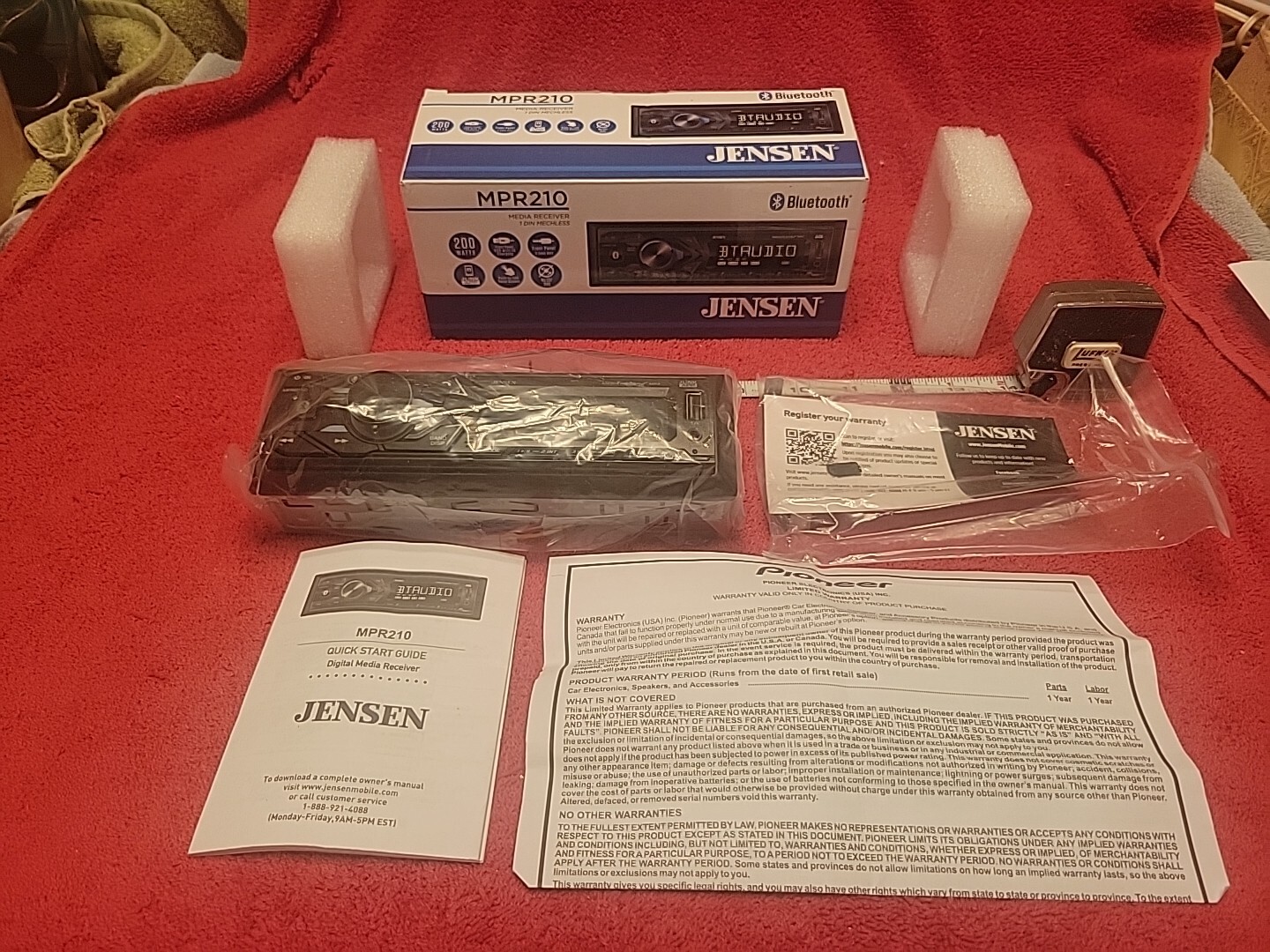 JENSEN MPR210 7 Character LCD Single DIN Car Stereo Radio