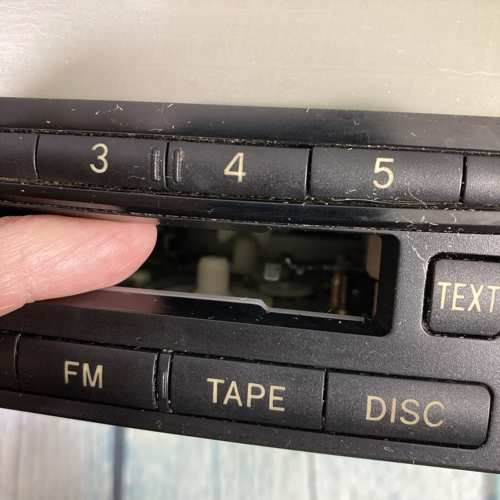 Toyota AM FM Radio CD Cassette Player 86120-52241 OEM Untested for Parts Repairs