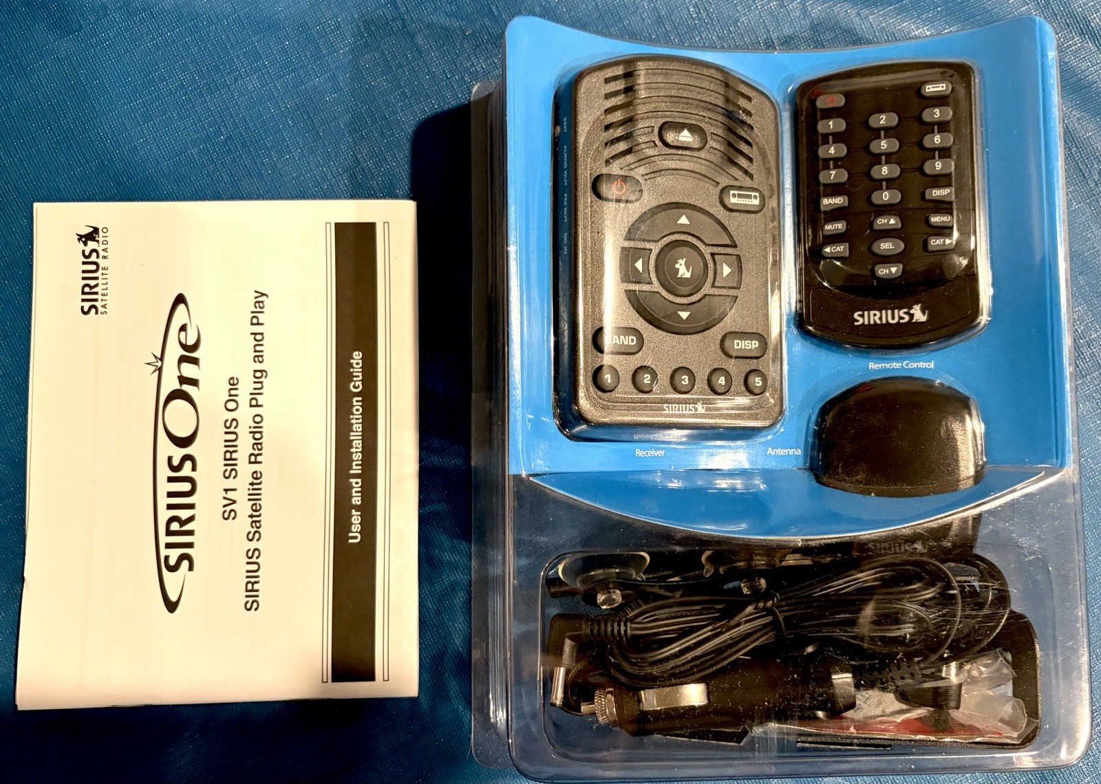NEW-Sirius Satellite Radio Sirius One SV1 All In One with Remote Control