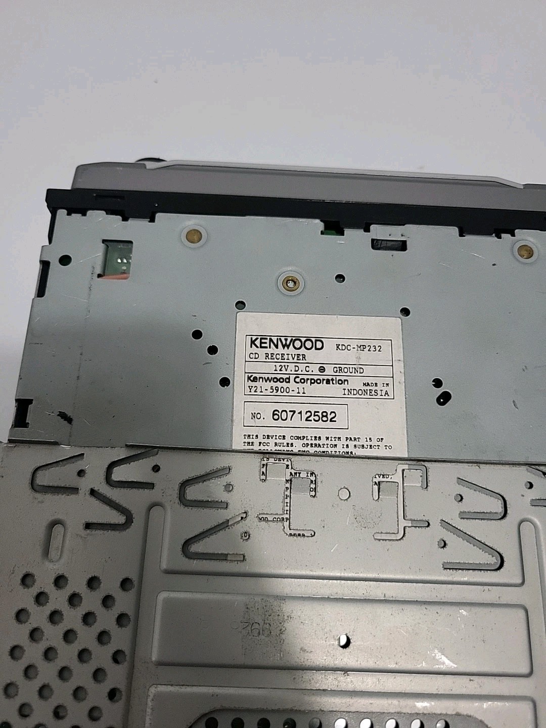 Kenwood KDC MP232 Car Stereo Cd Player Not Tested Complete Cage Trim Ring Plug