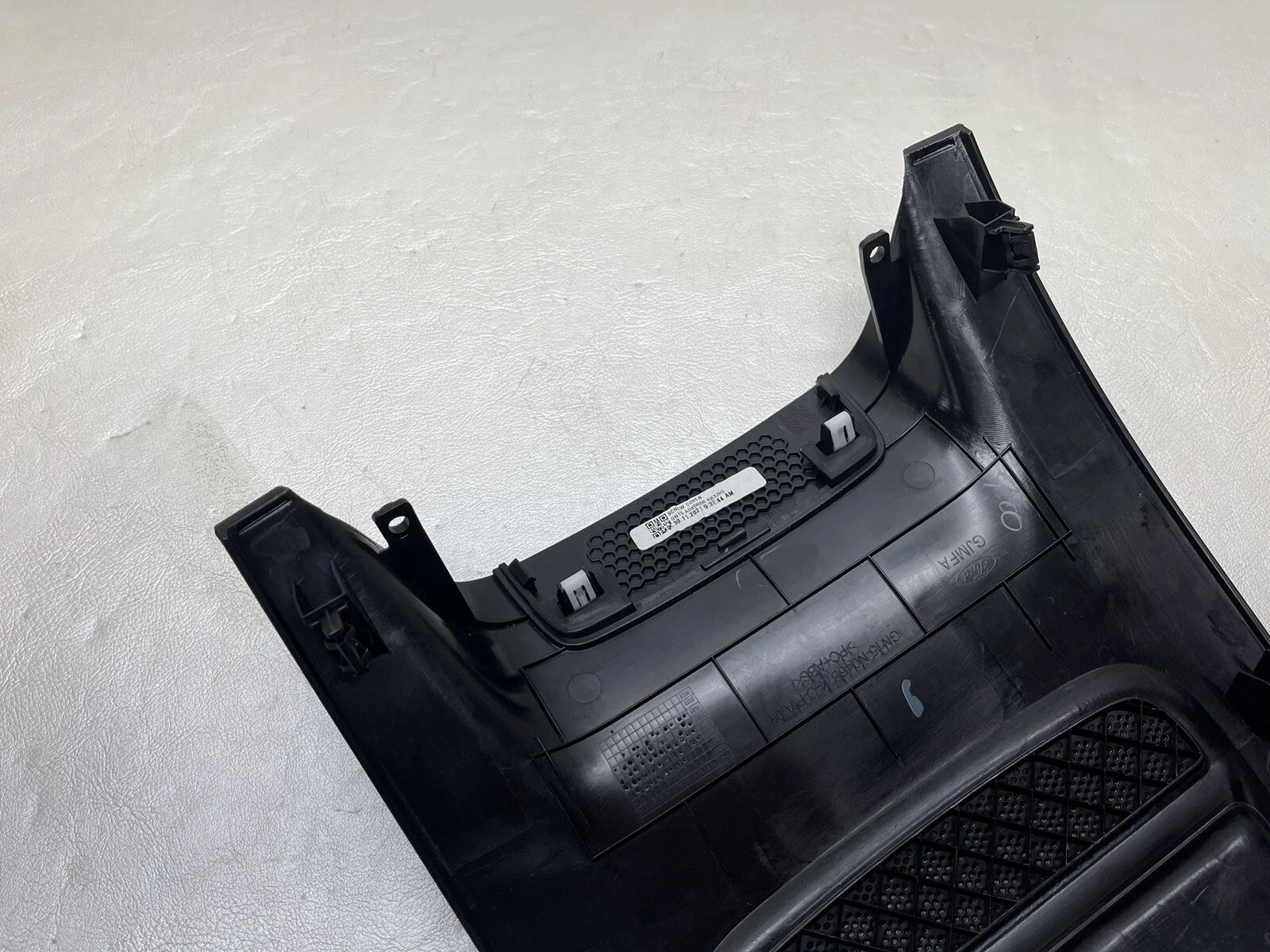 2018 2019 2020 FORD ECOSPORT RADIO TOUCH SCREEN BEZEL TRIM PANEL SURROUND OEM