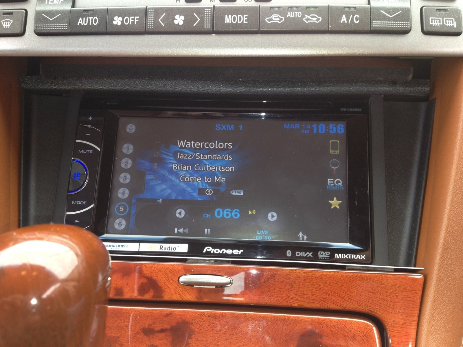 Beat-Sonic MVA-13L Stereo Replacement Kit 2005-2009 for Lexus SC430 w Navigation