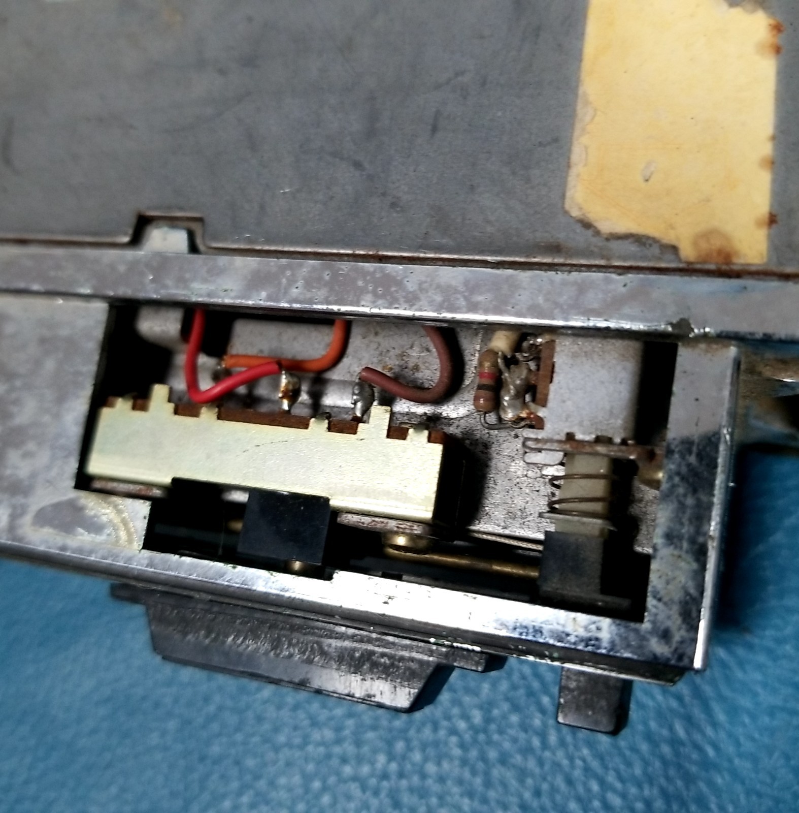 UNTESTED Parts Repair Audiovox Model TM-3000 AM/FM Radio