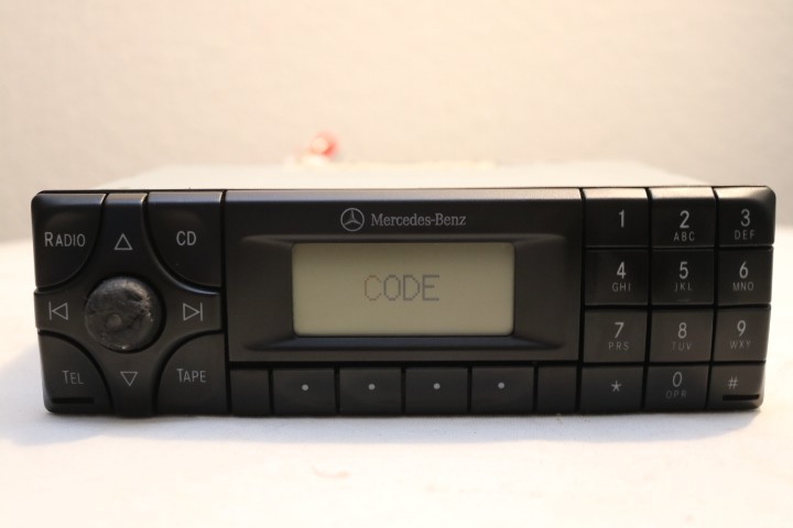 MERCEDES BE6003 CASSETTE STEREO 1999-2003 E320 SLK CLK430 W208 W/code