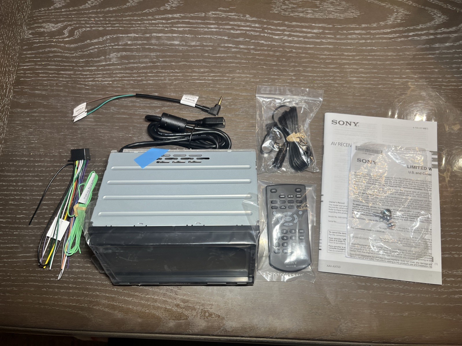 SONY XAV-AX150 6.95″ Apple CarPlay Android Auto AV Digital Media Receiver