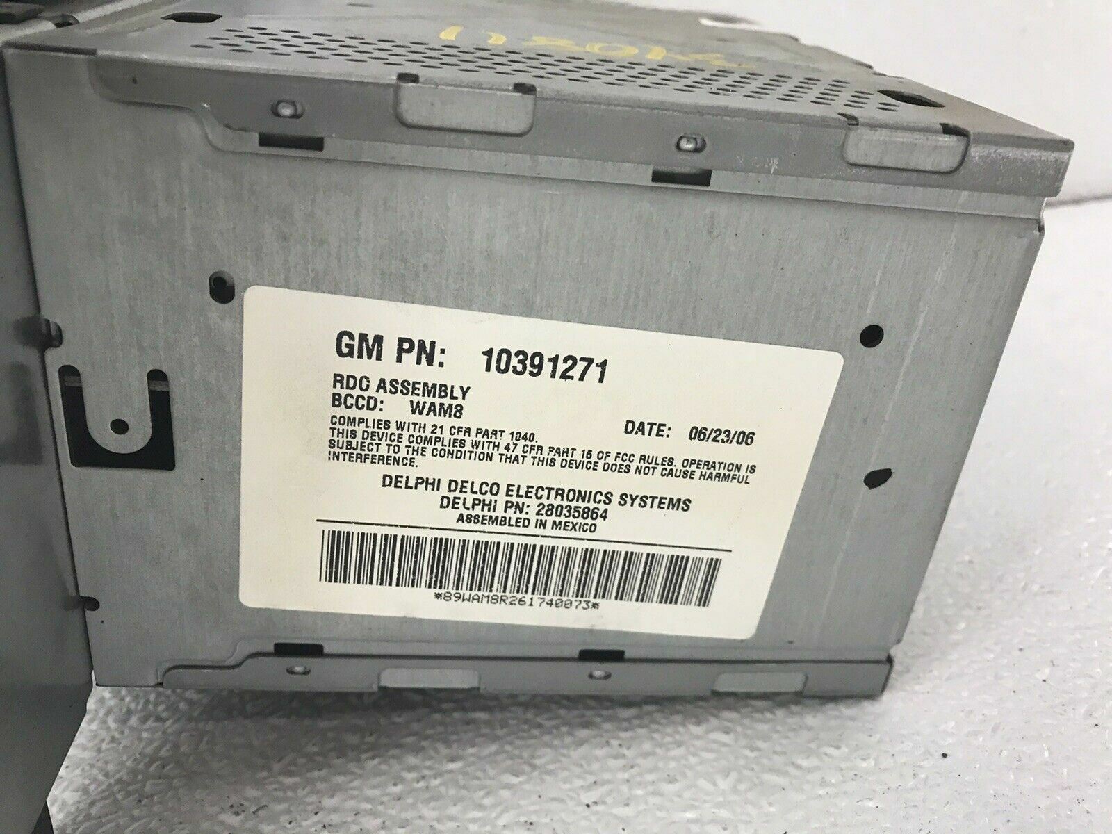 2005-2008 buick allure / lacrosse radio stereo CD player 10391271 (RPO U1C) oem