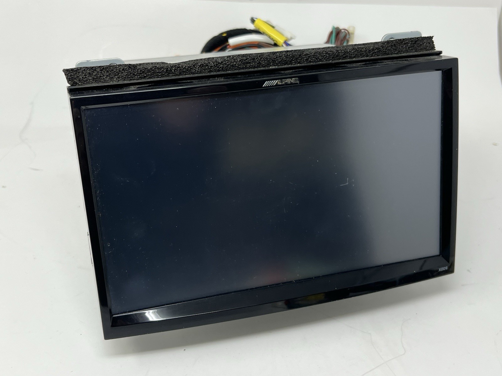 Alpine X009 Car Automotive Audio Video 9” Screen
