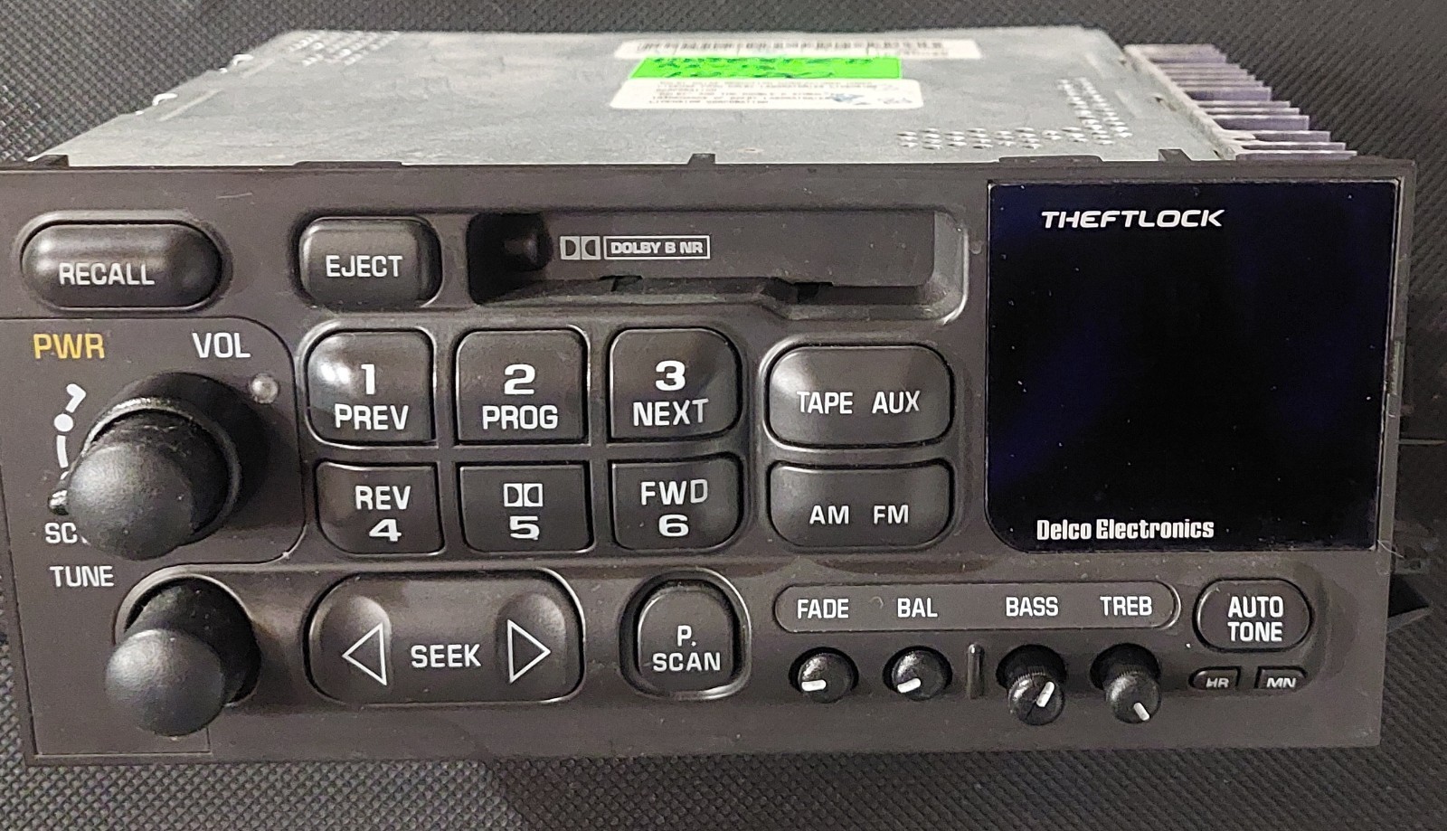 CHEVROLET GMC AM/FM Cassette 1995 96 97 98 99 2000 2001 2002 Model# 16240035