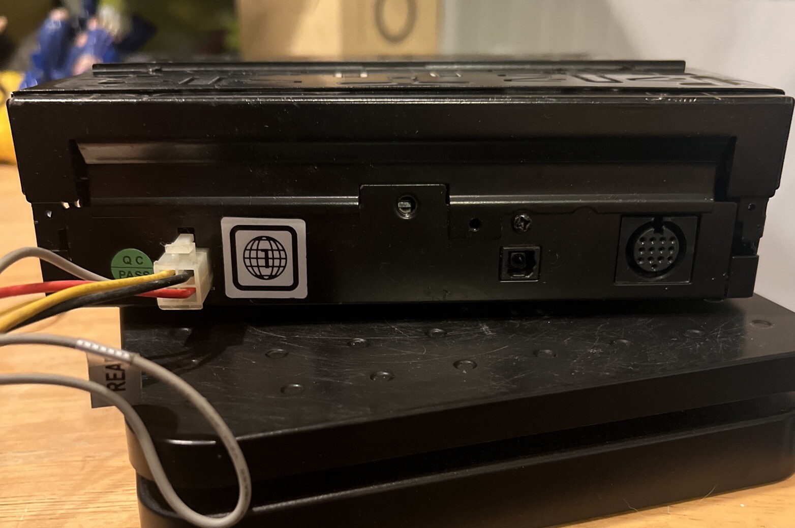 Farenheit TID-895 Dvd Cd Car Stereo Multi-media Player, No remote, Untested