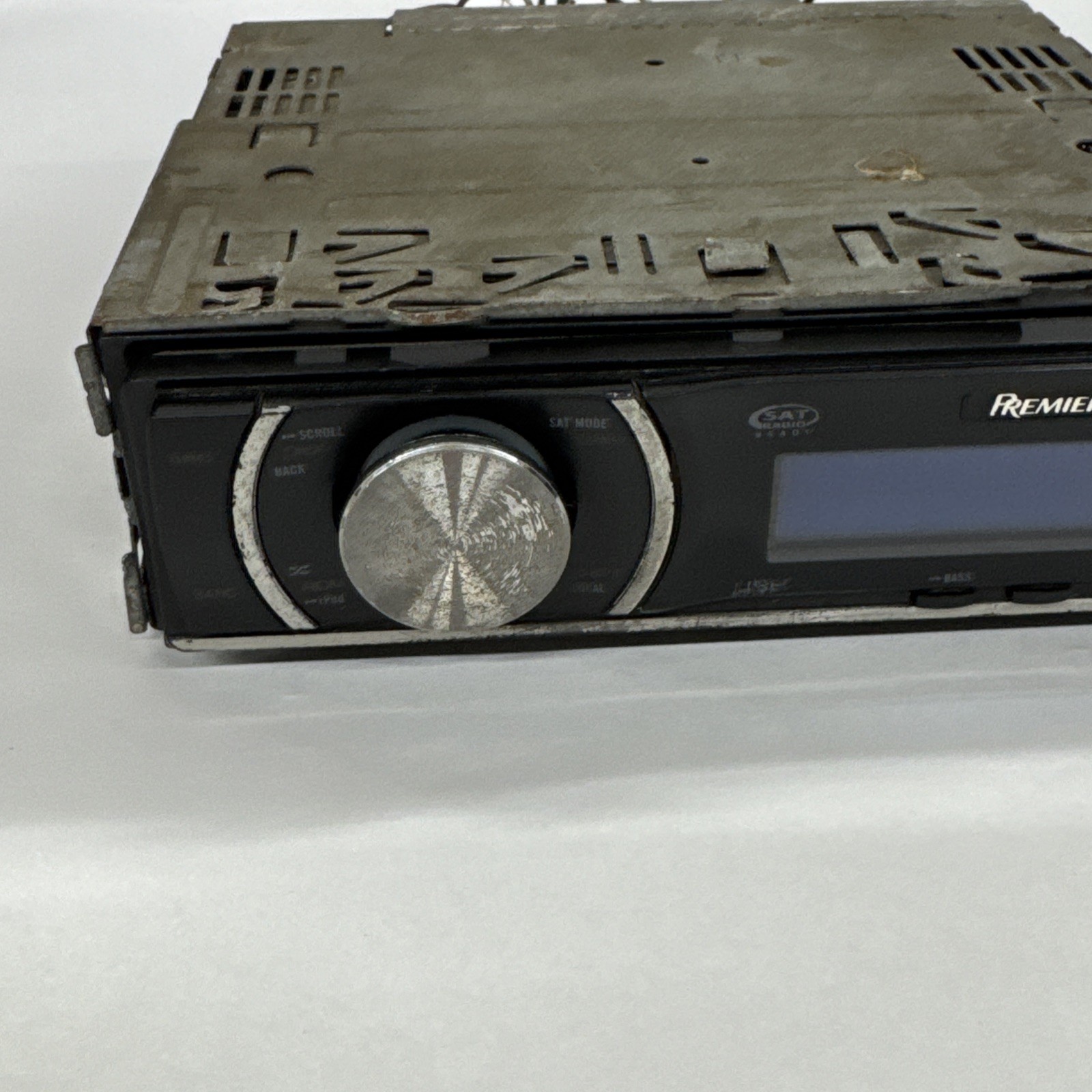 PIONEER PREMIER CAR AUDIO STEREO CD BLUETOOTH AUX OLD SCHOOL DEH-P500UB EQ SUB!