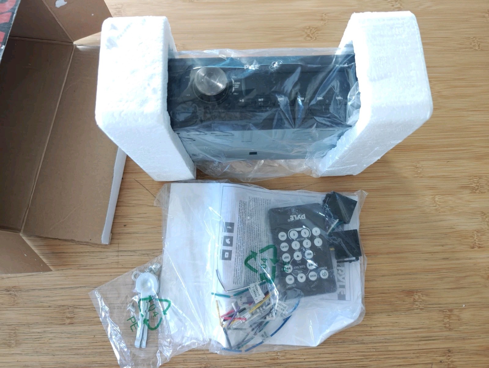 Pyle PLR34M Receiver With Bluetooth AUX USB Open Box NEW