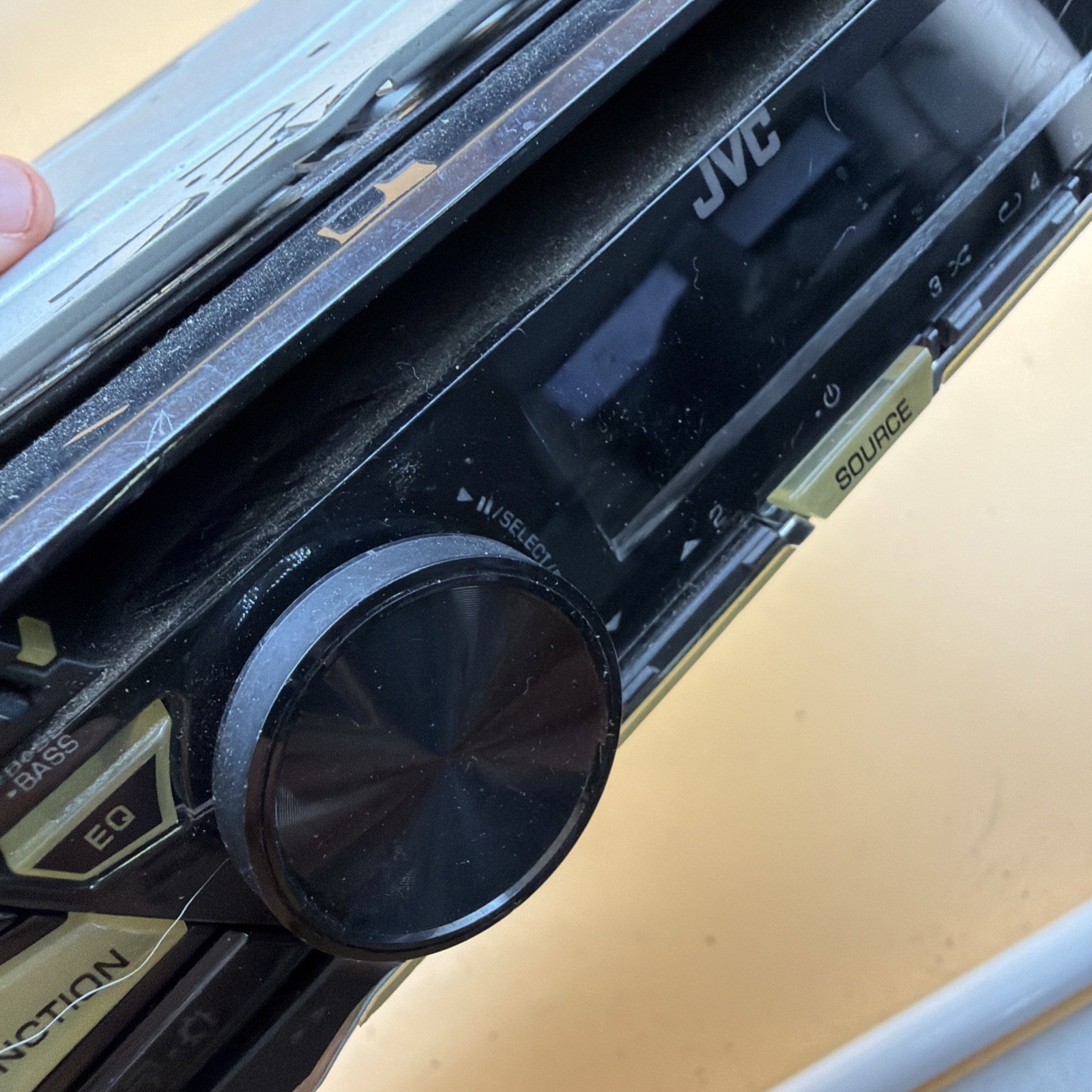 JVC KD-R370 Stereo CD MP3 WMA Player 3.5mm Aux In AM FM Radio Receiver Stereo