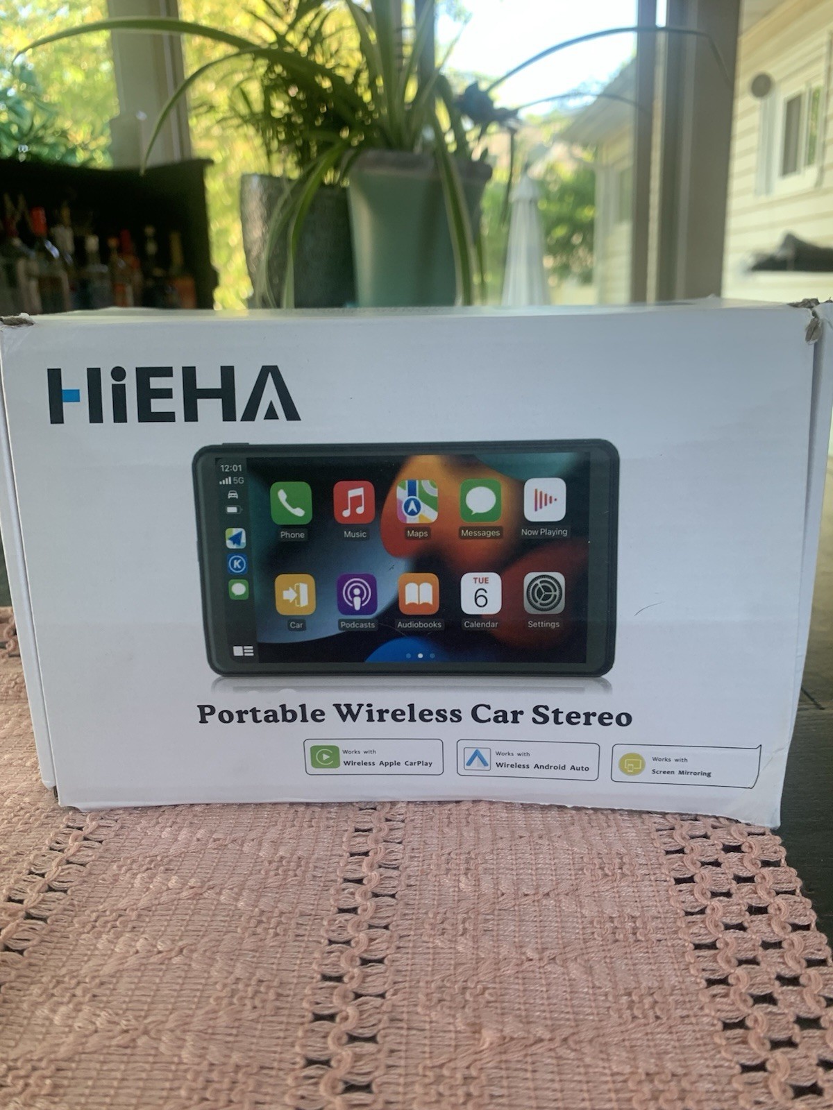 Hieha Wireless Carplay 7″ HD Portable Touchscreen Car Stereo w/Apple & Android