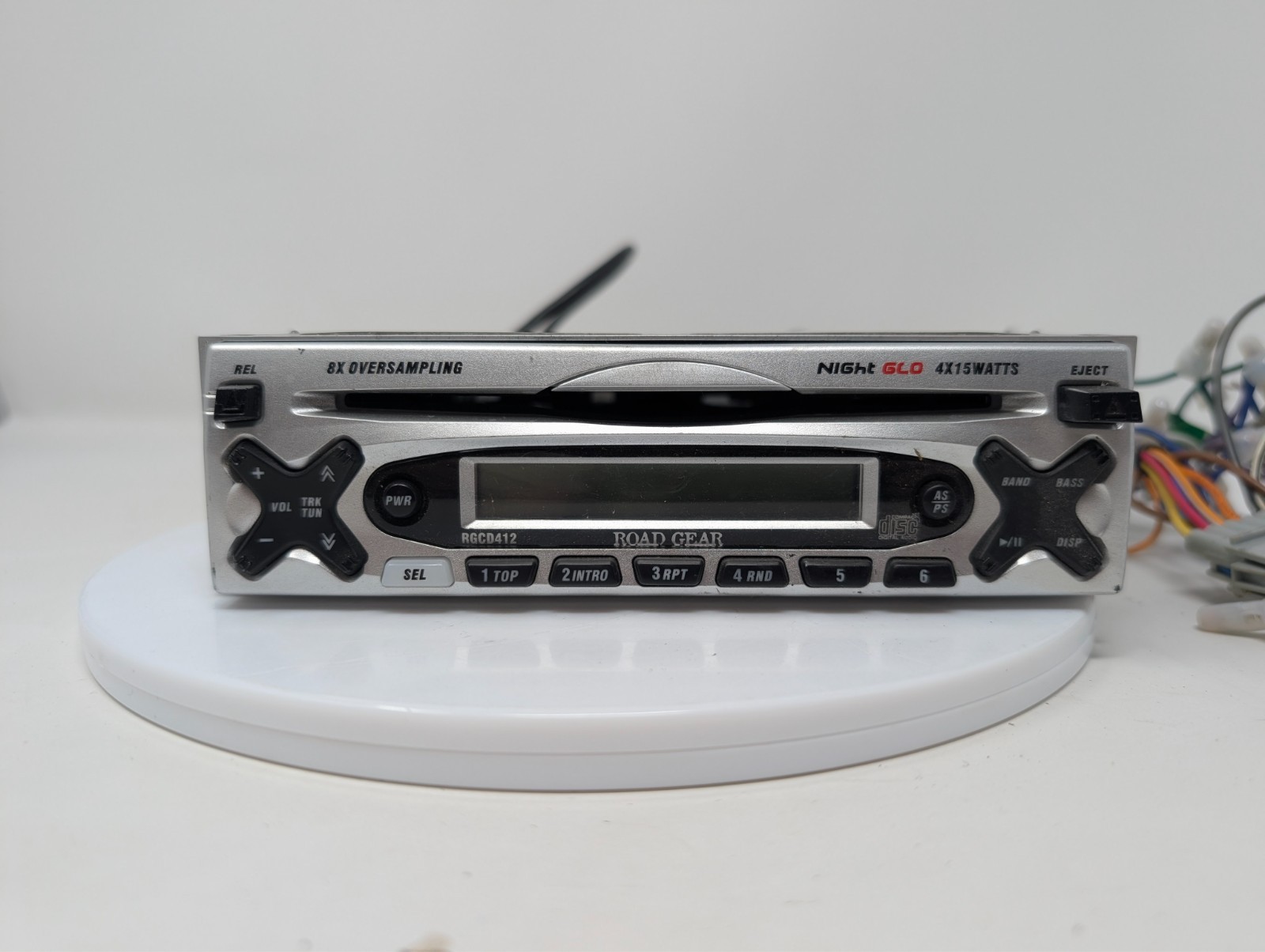 Road Gear NightGlo 60 Watt AM/FM Car Stereo Receiver Model RGCD412 TESTED READ