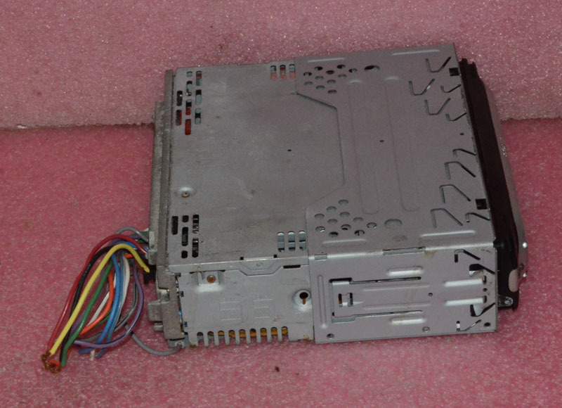 Sony FM/AM Compact Disc Player Model CDX-L510X.