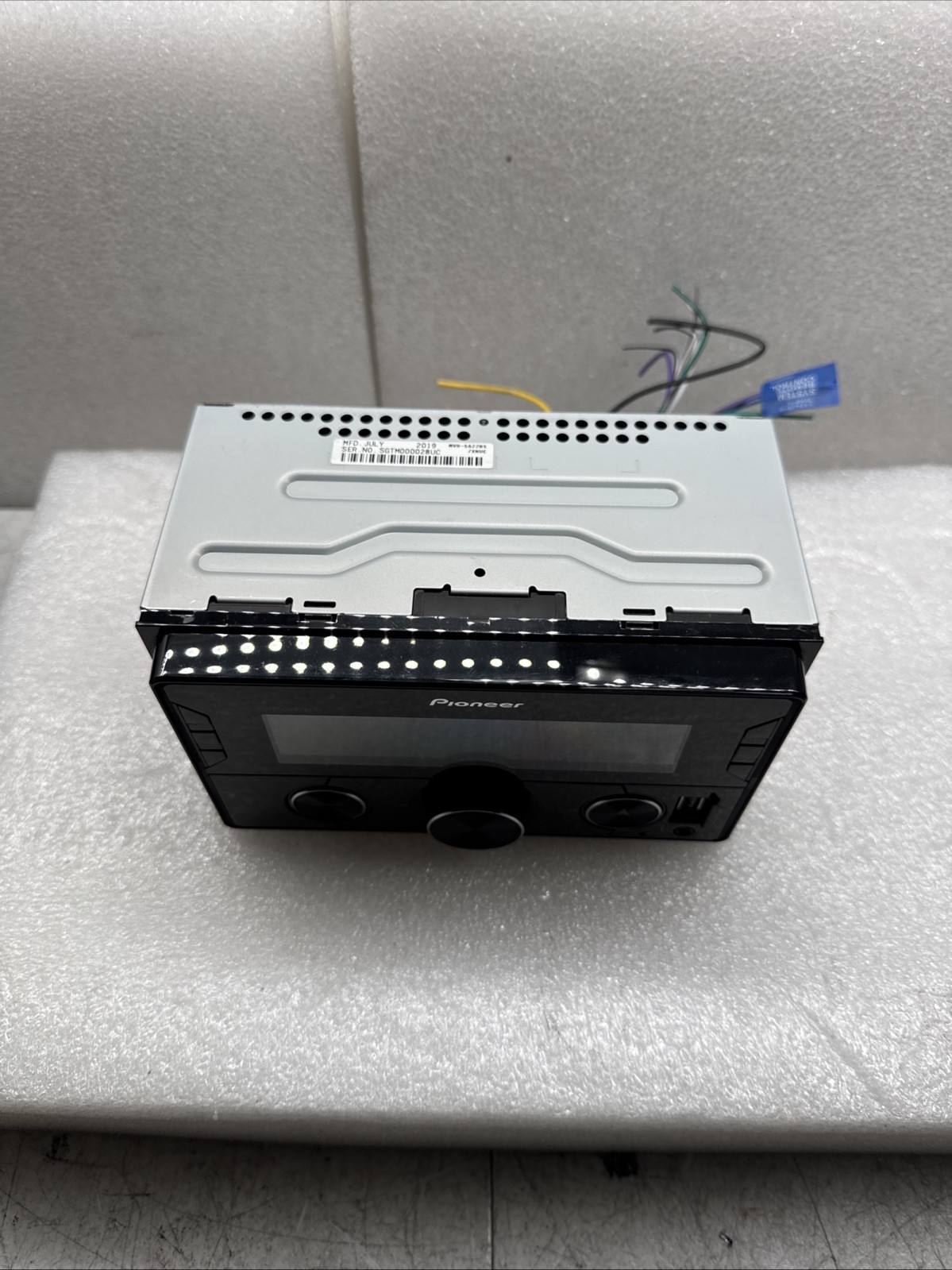 Pioneer MVH-S622BS In-Dash Digital Media Receiver Previous Store Display Unit