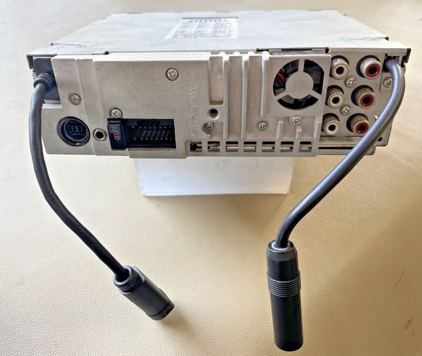 Old School Alpine CDA-9853 MP3/WMA CD Receiver, Video Available — Sped up 1.5x