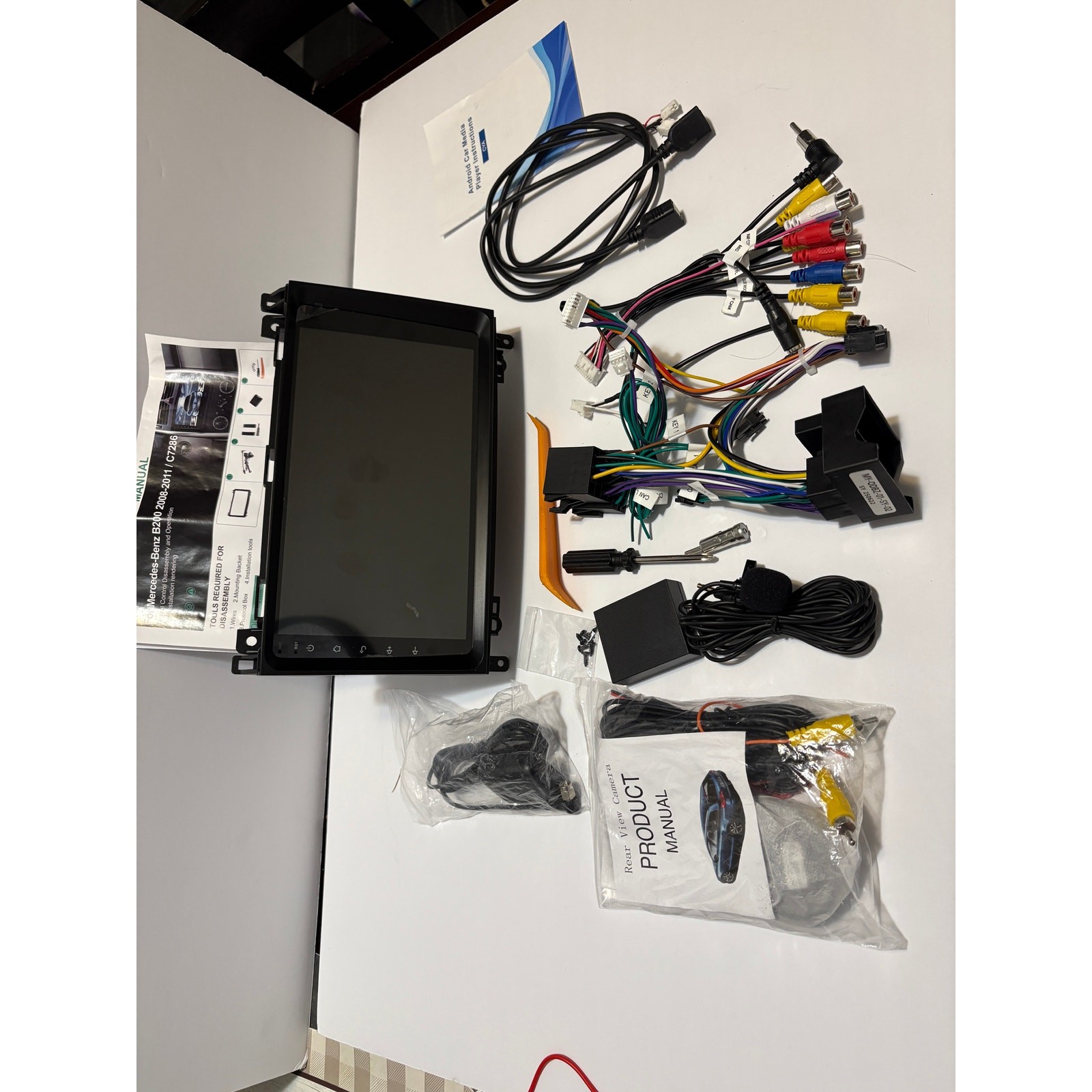 9″ Wireless CarPlay Android Auto Stereo – Mercedes Sprinter Vito – Open Box