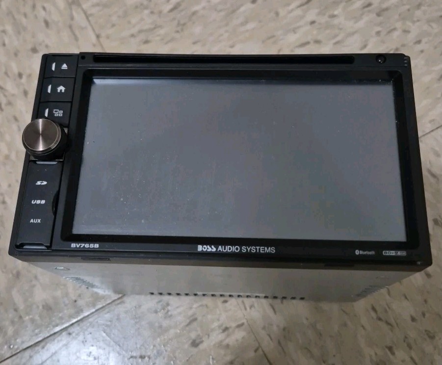 BOSS Audio Systems Elite BV765BLC Car Stereo – 6.5” Broken Screen No Remote