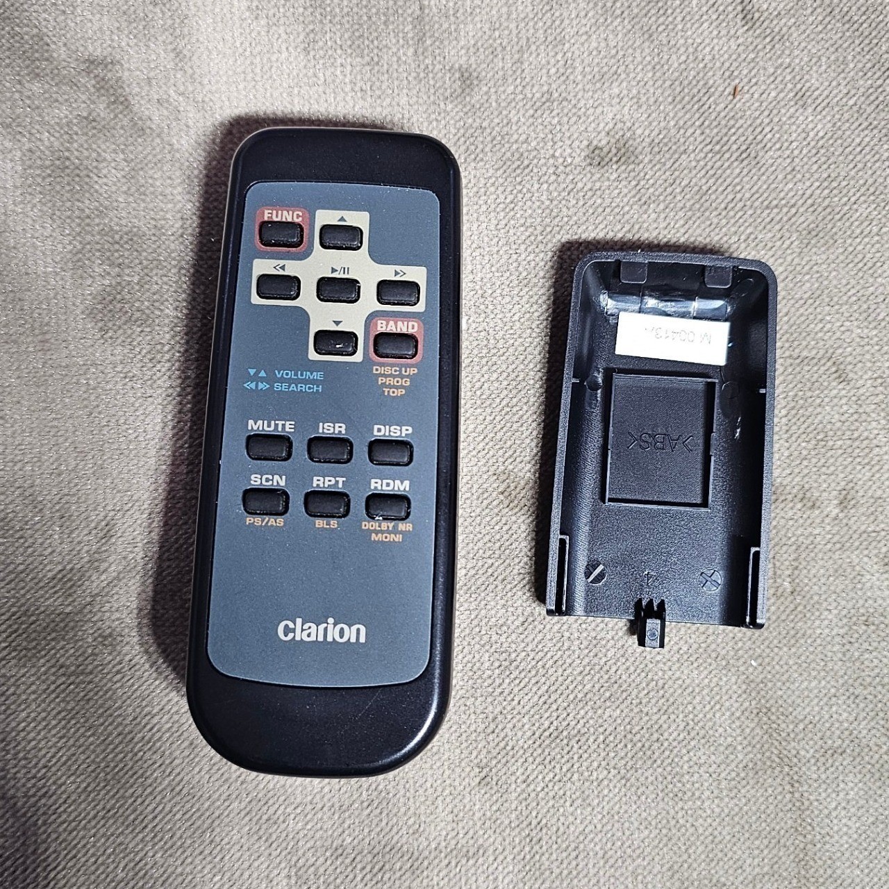 Clarion ADX5655z Double DIN Car Stereo CD Cassette Player AM FM Receiver Remote