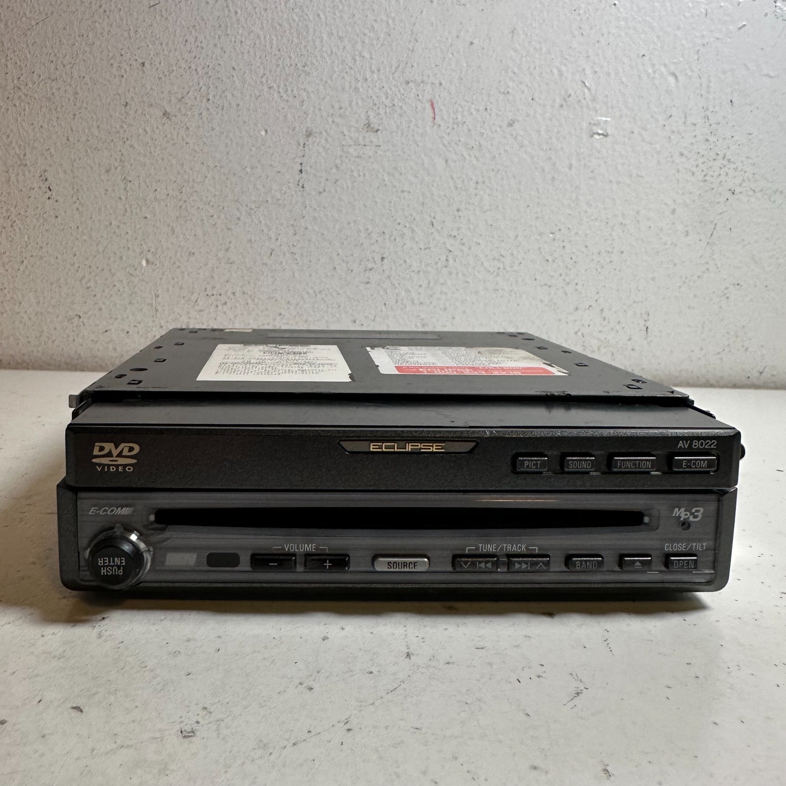Eclipse Av8022 Compact AM/FM DVD Stereo MP3 In-Dash Media Player – Untested
