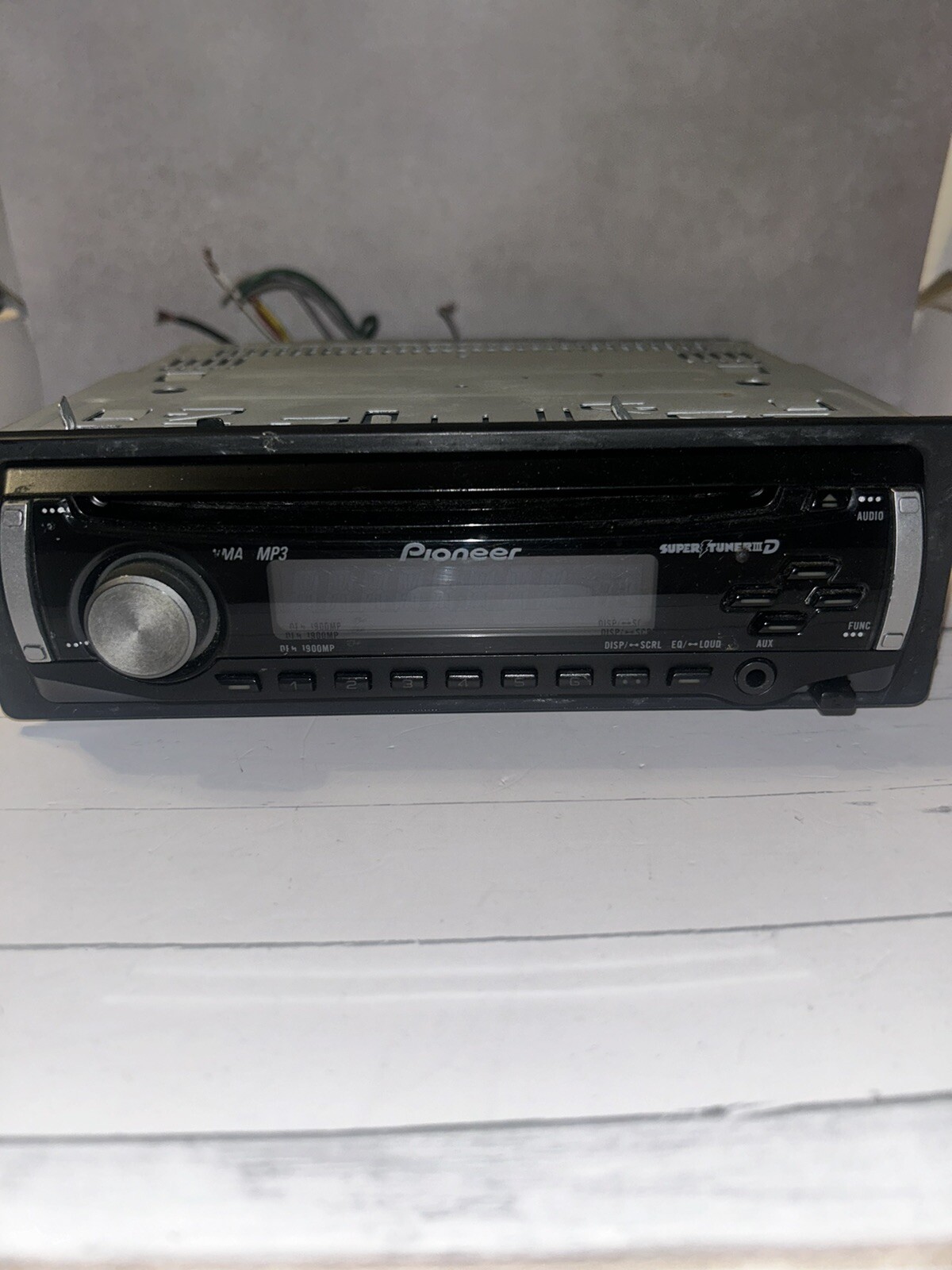 Pioneer DEH-1900MP CD Player In Dash Receiver
