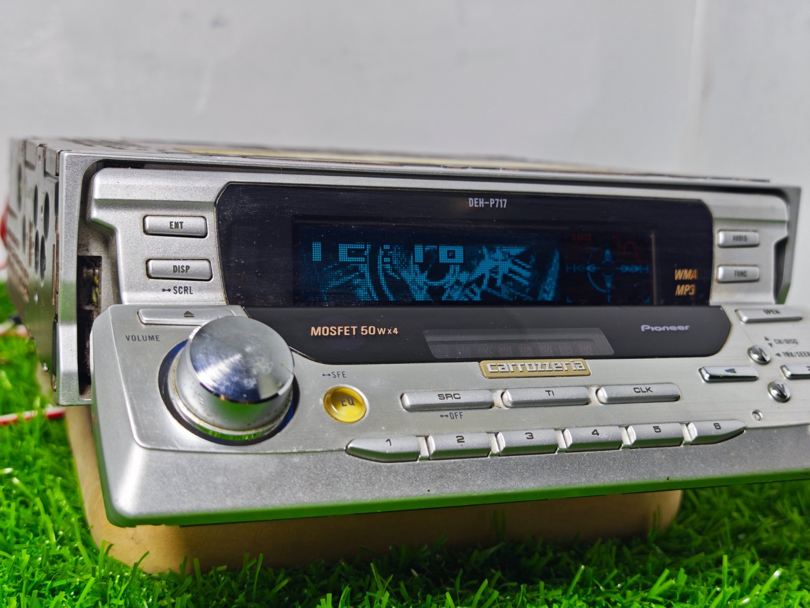 Pioneer Carrozzeria DEH-P717 CD MP3 WMA Car Stereo Radio MOSFET 50Wx4 JDM