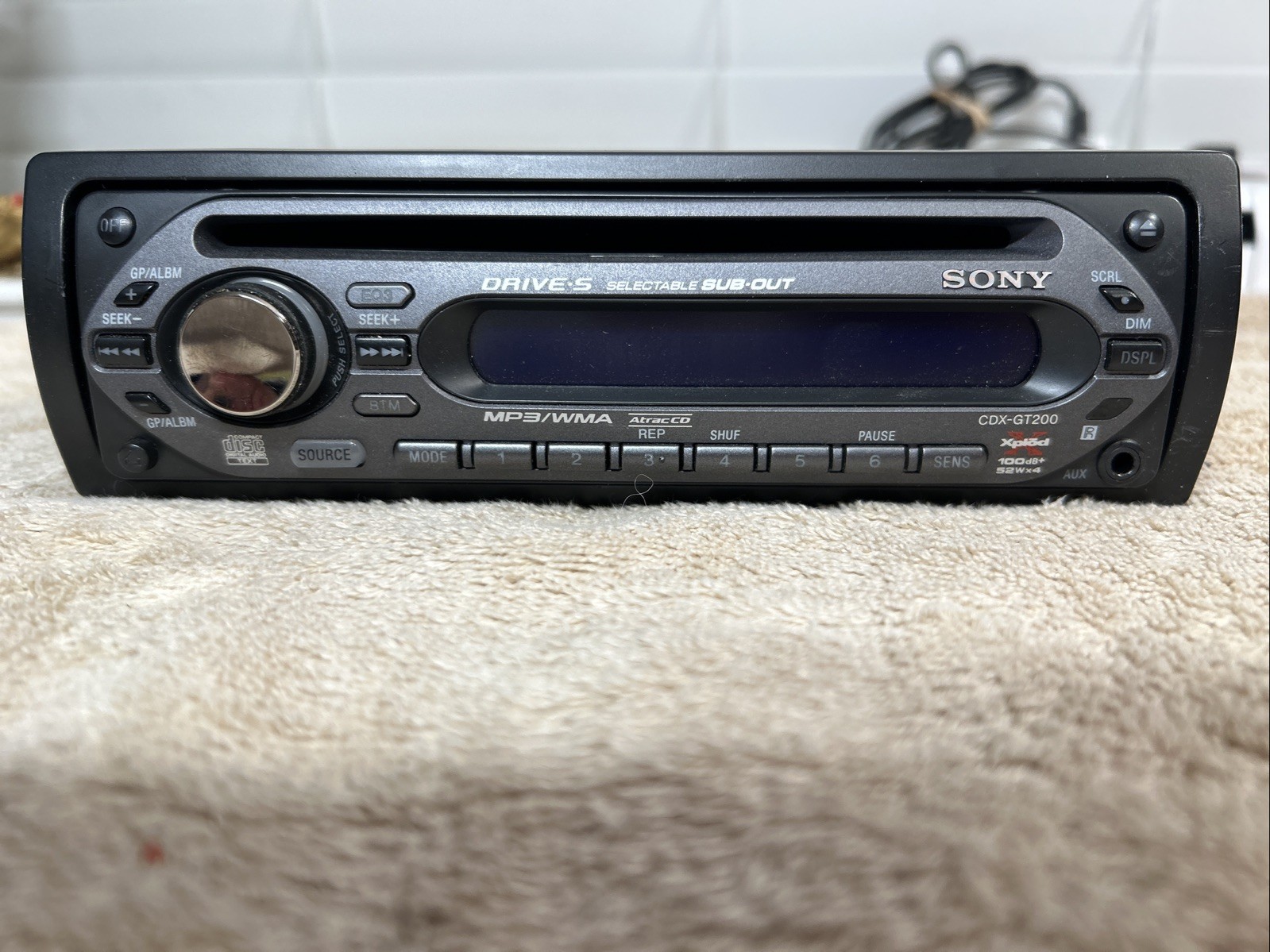 Sony CDX-GT200 FM/AM Car Stereo CD Player Xplod Series – New Open Box – MP3